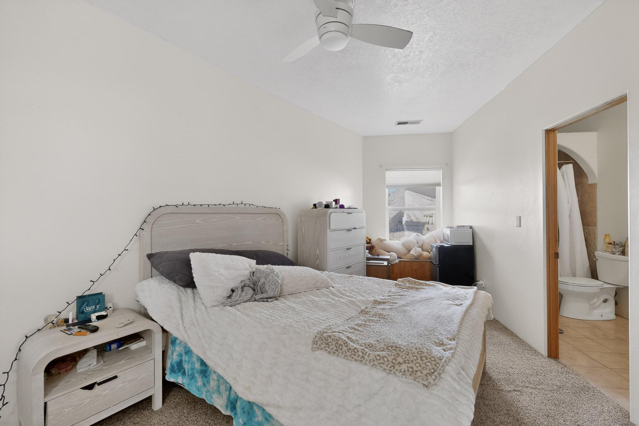 11500 Modesto Avenue NE