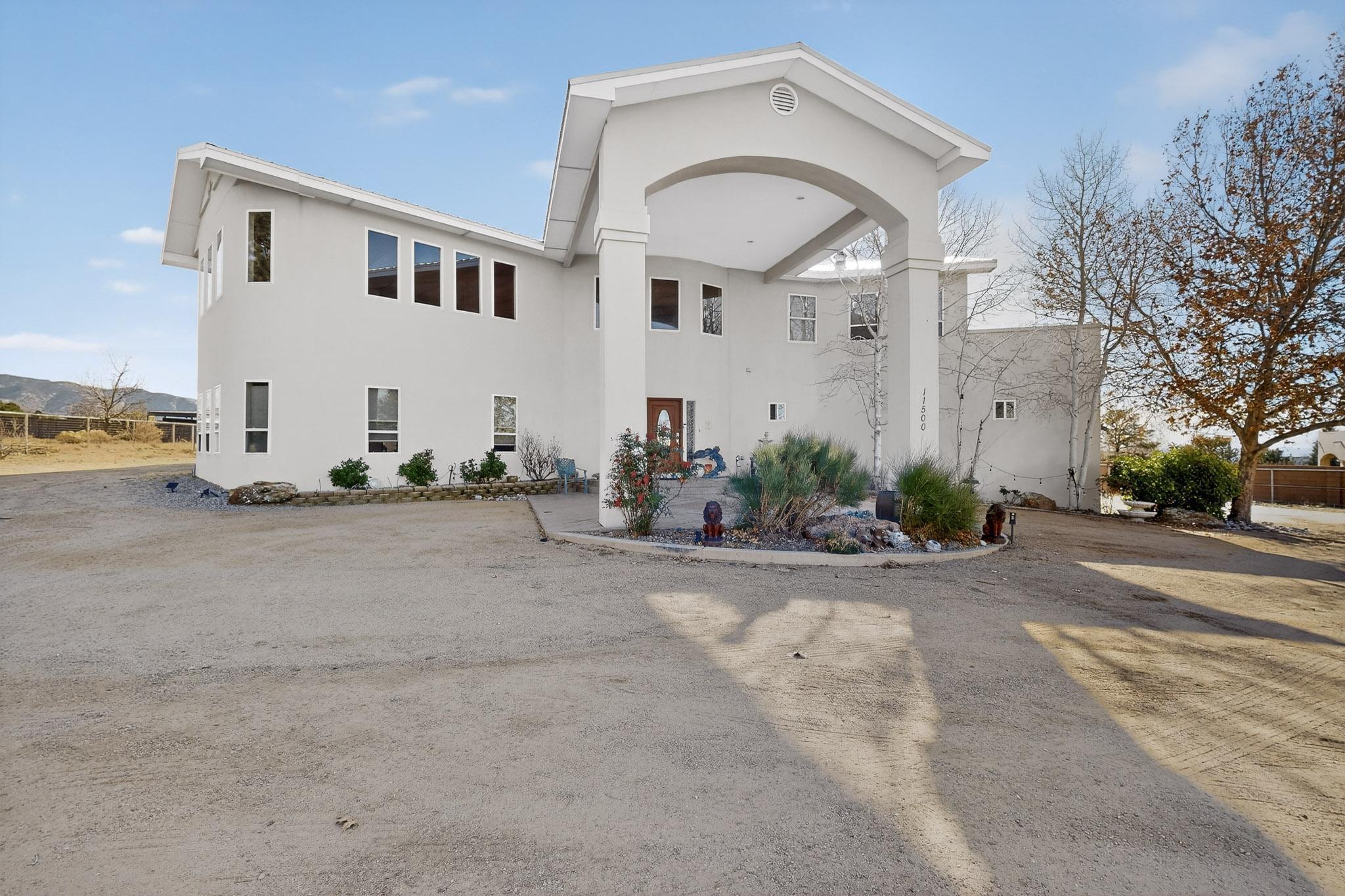 11500 Modesto Avenue NE