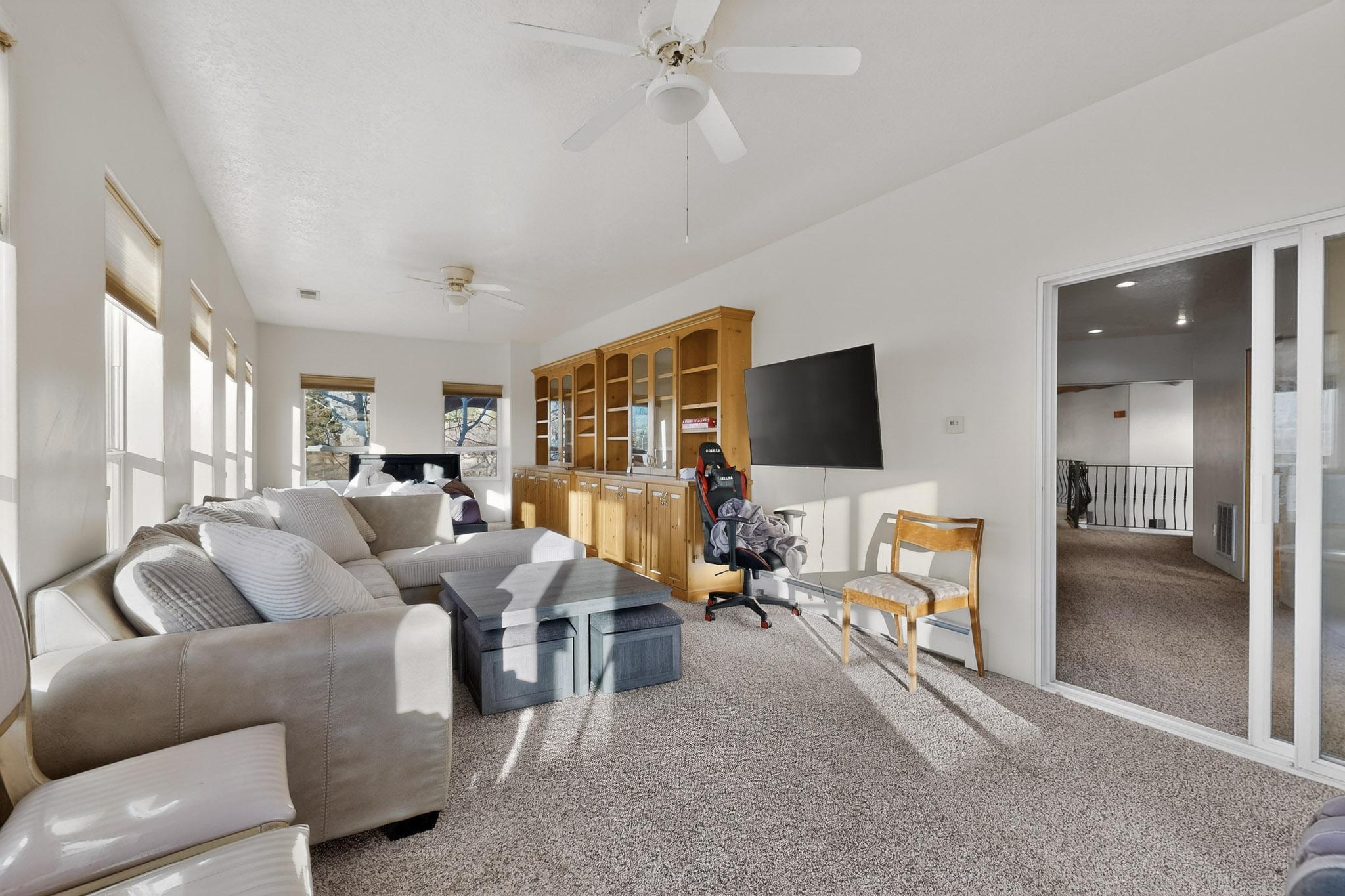 11500 Modesto Avenue NE