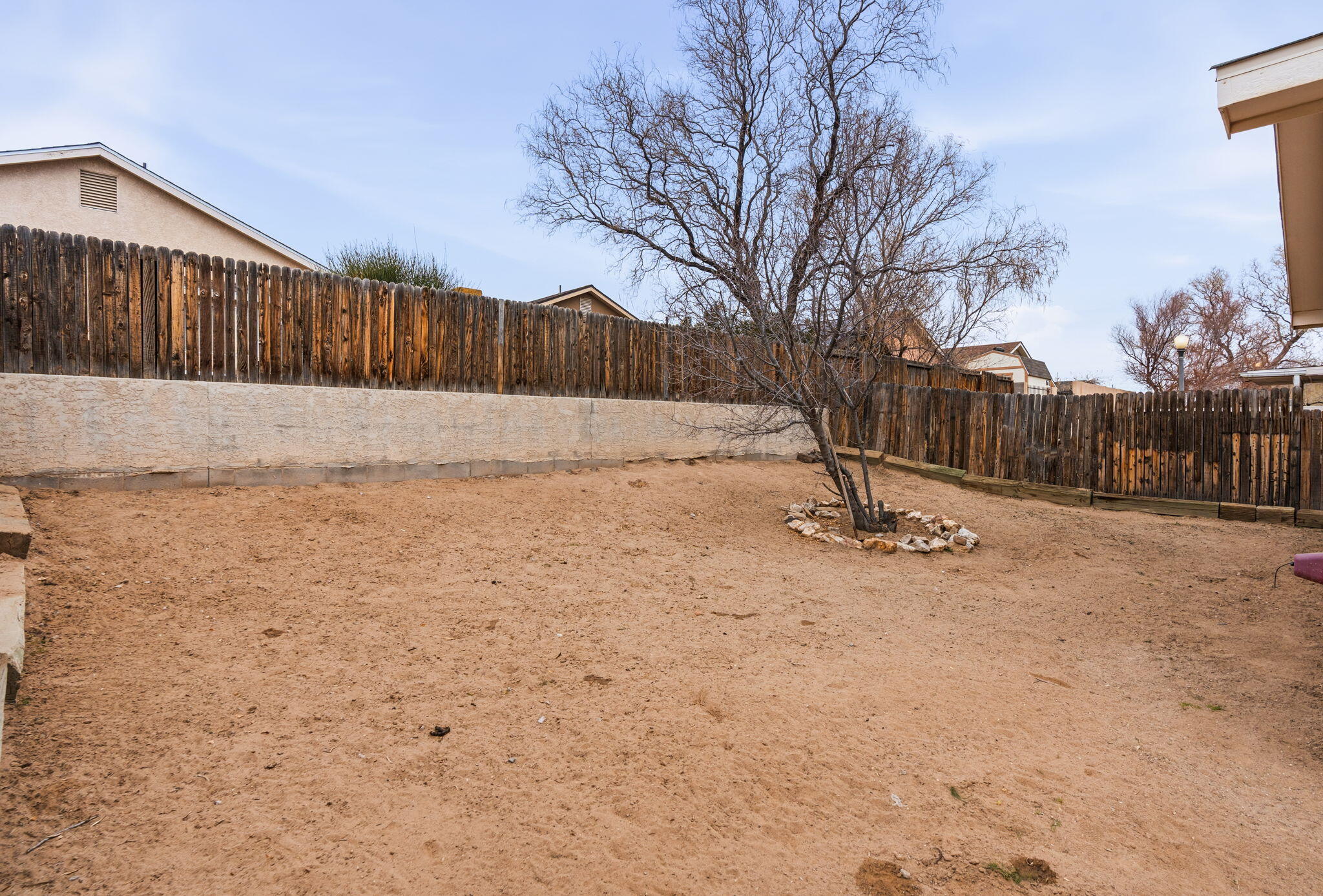 305 Vista Del Angel SW