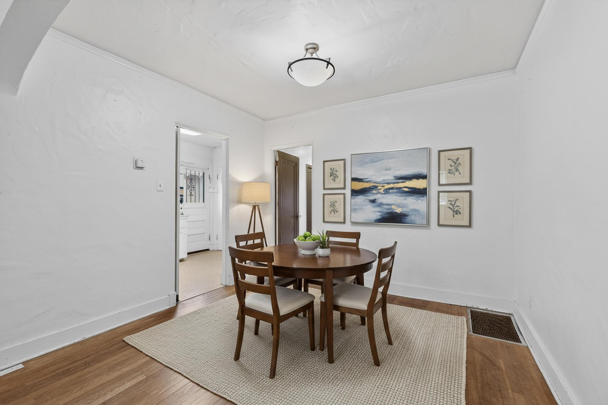 1821 Silver Avenue SE