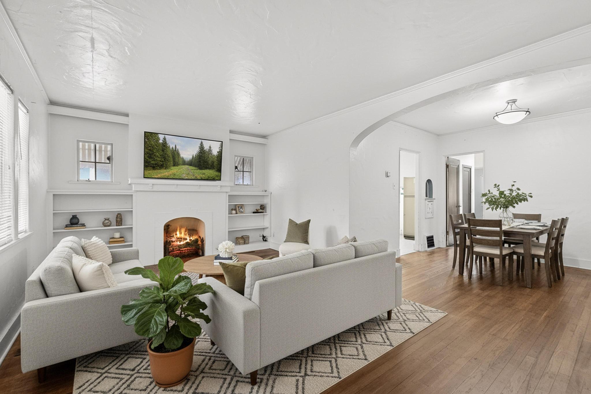 1821 Silver Avenue SE