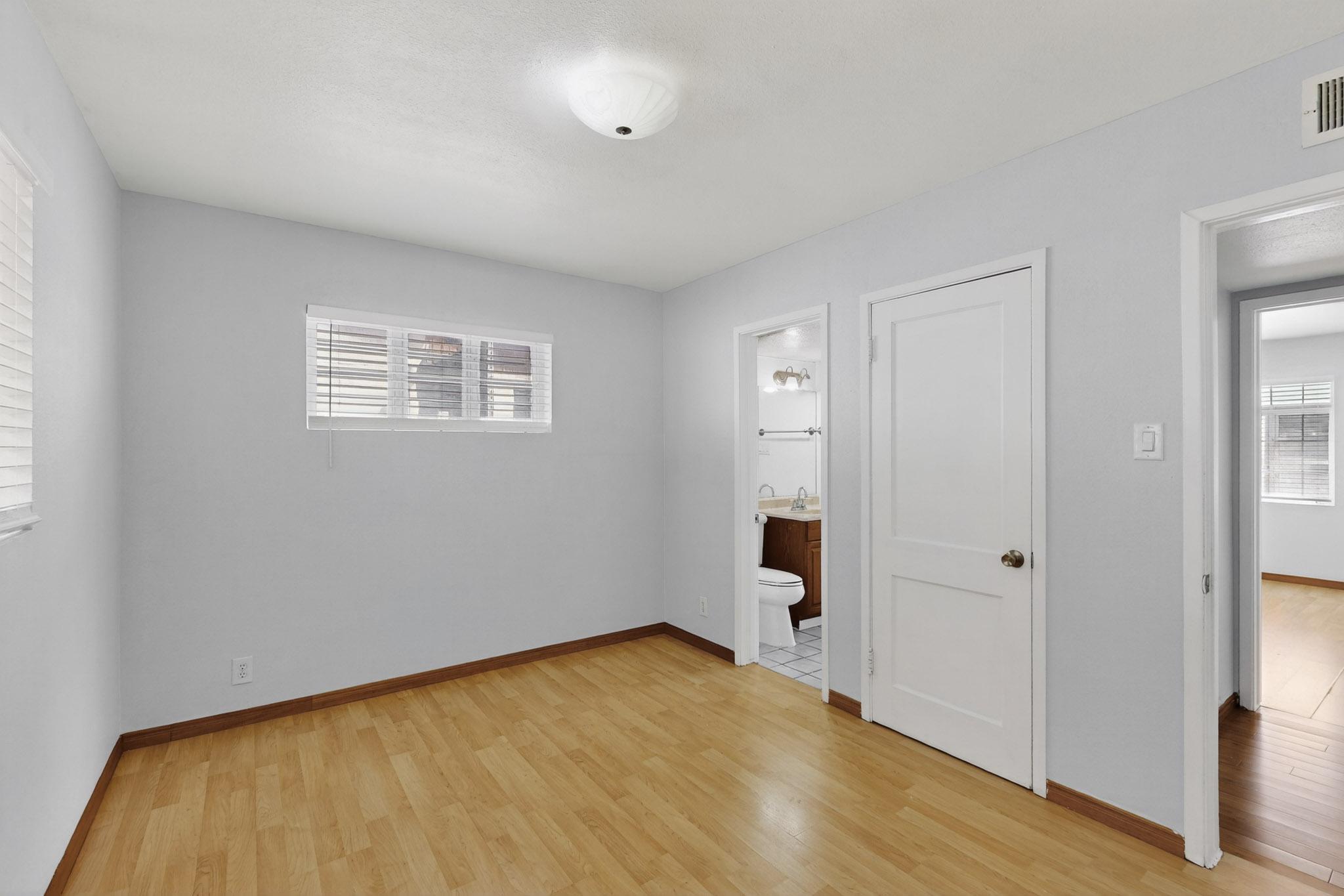 8623 Menaul Boulevard NE