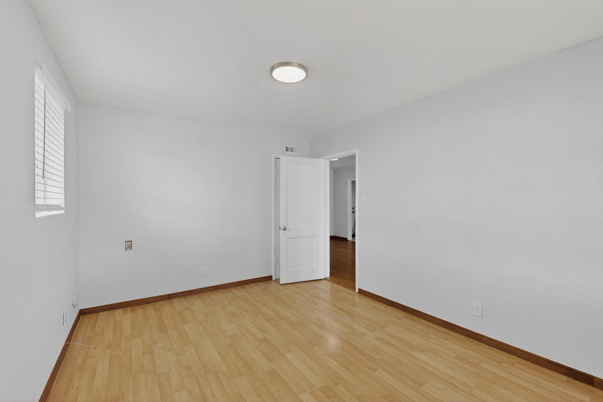 8623 Menaul Boulevard NE