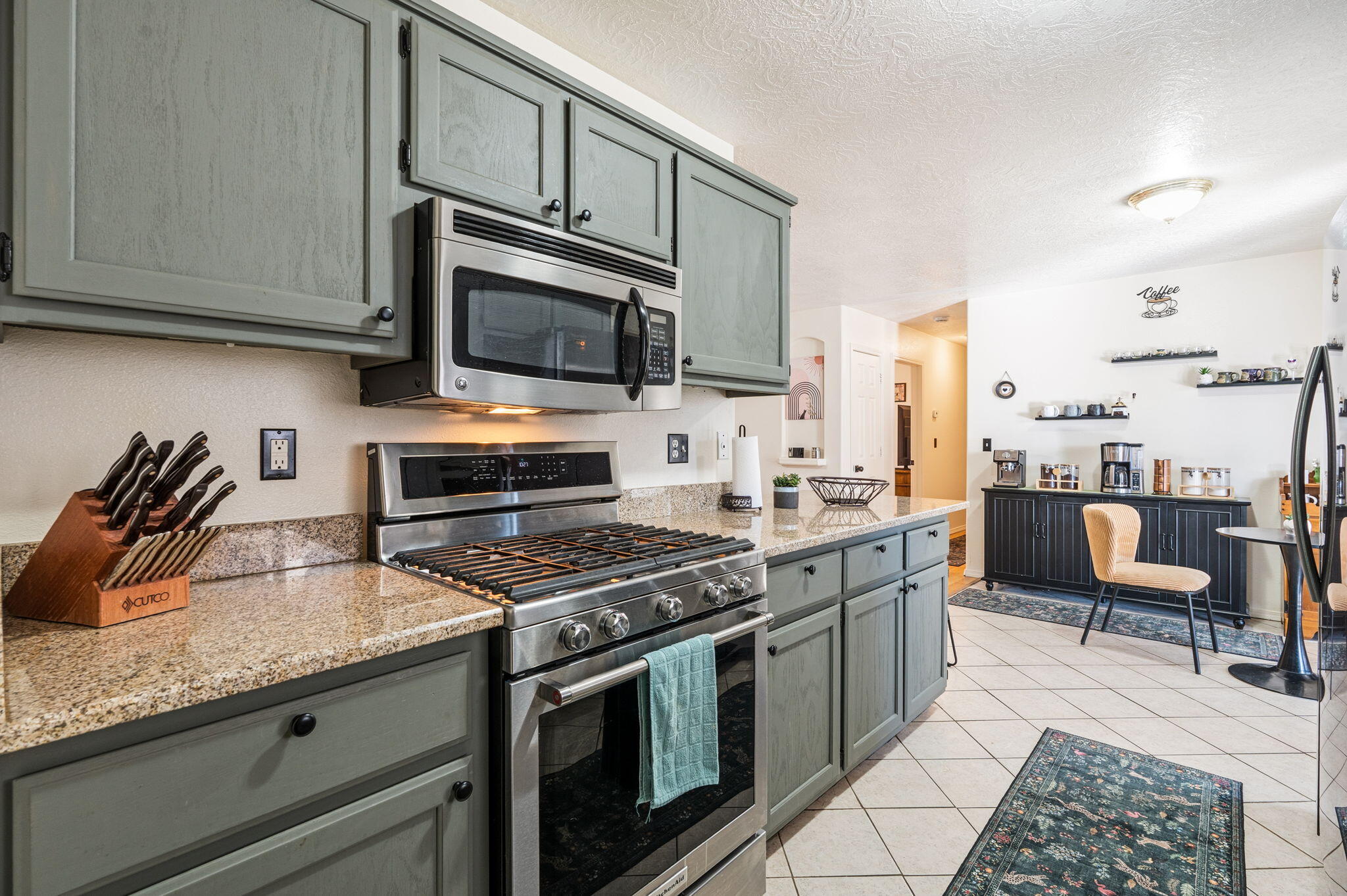 42 Milton Loop