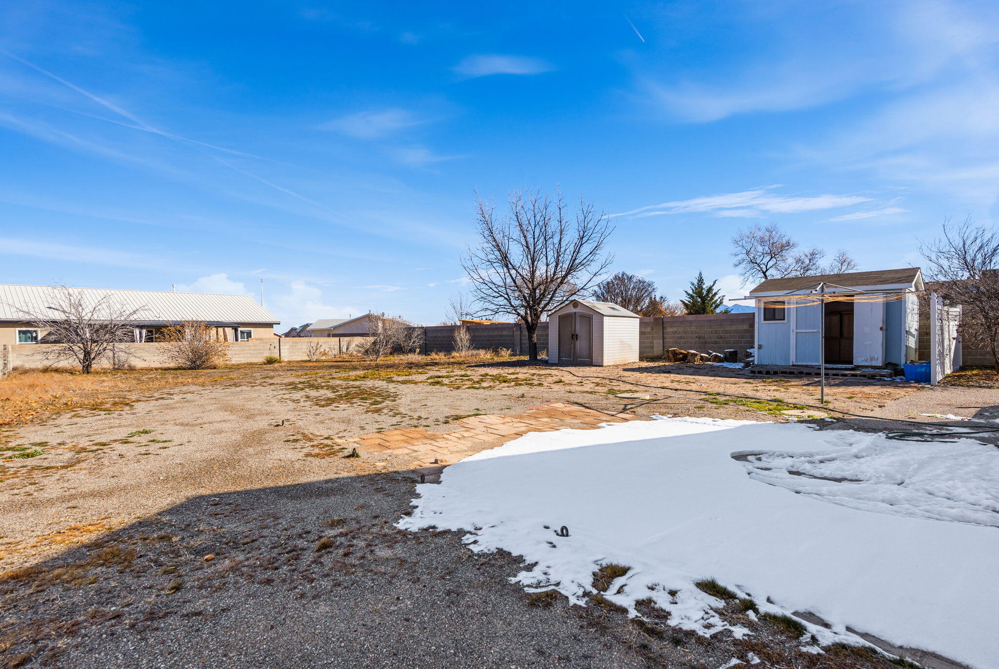 42 Milton Loop