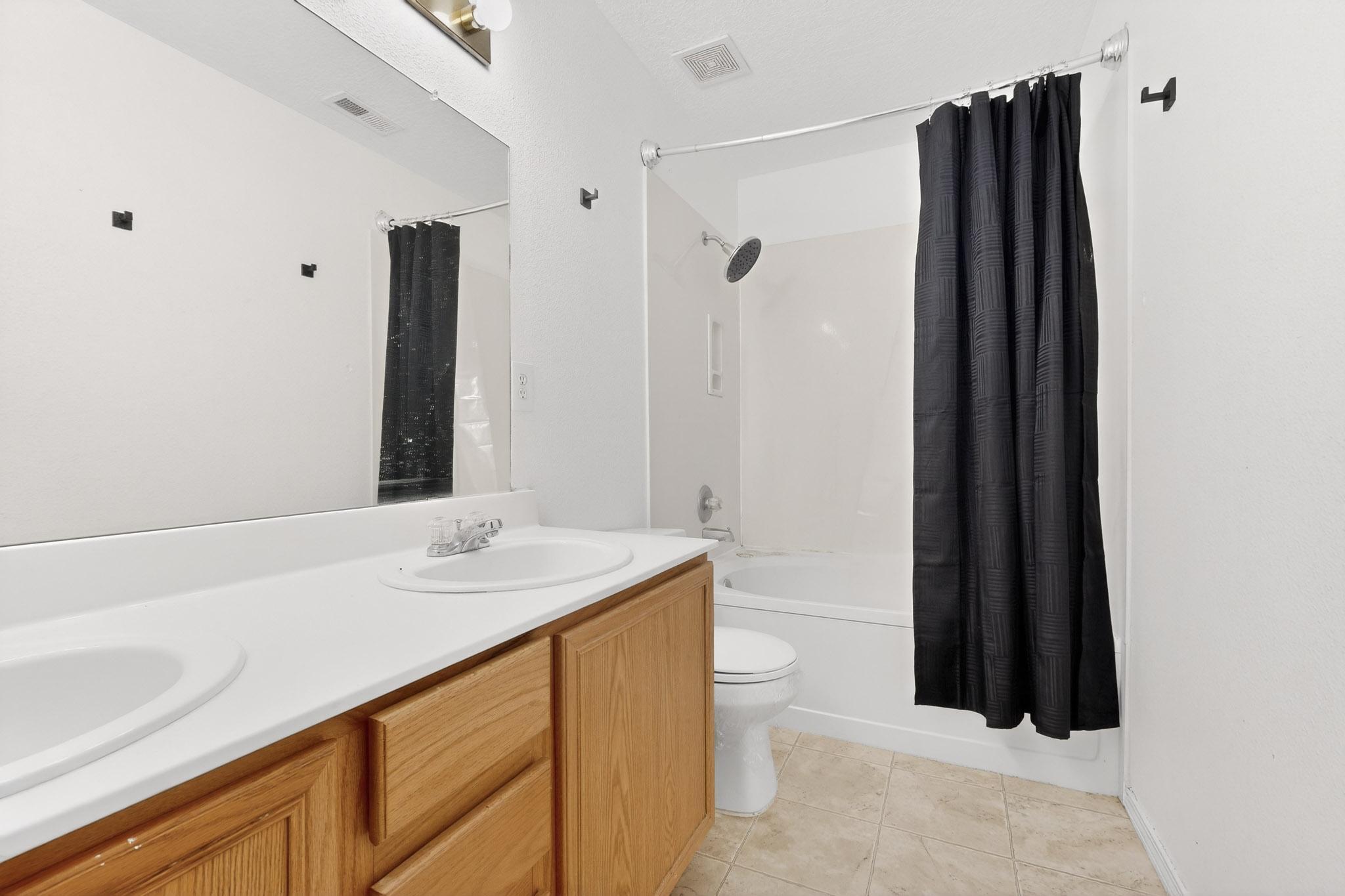 8931 Dakota Ridge Road SW