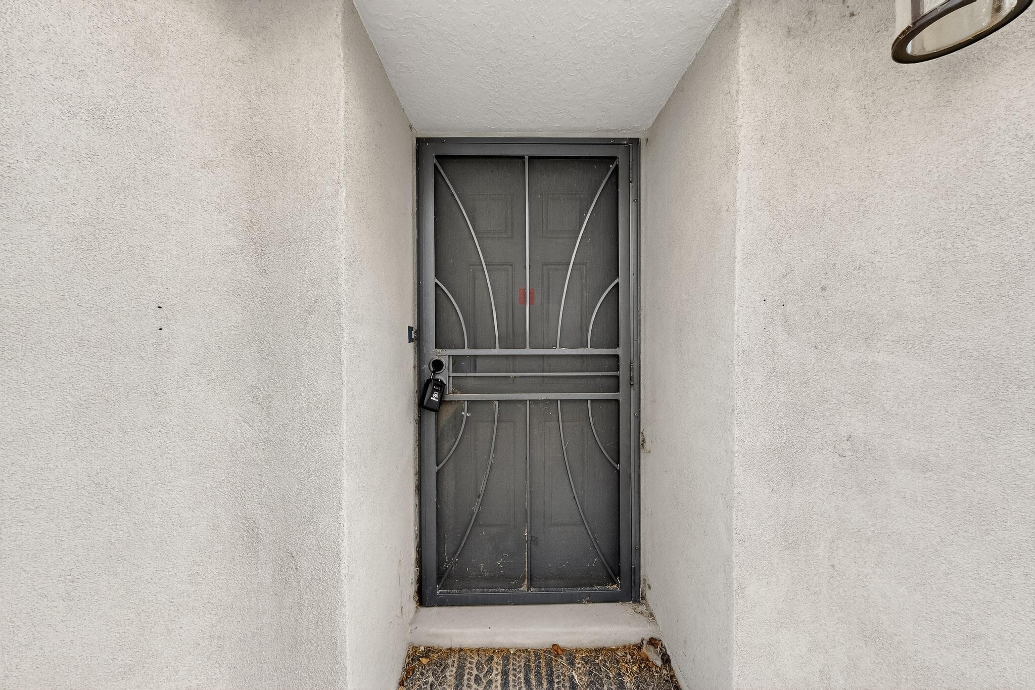 8931 Dakota Ridge Road SW