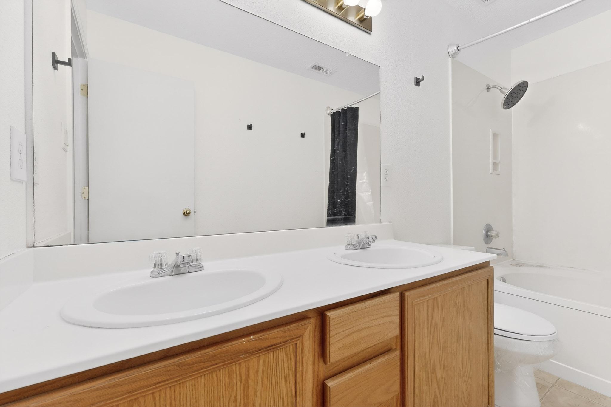 8931 Dakota Ridge Road SW