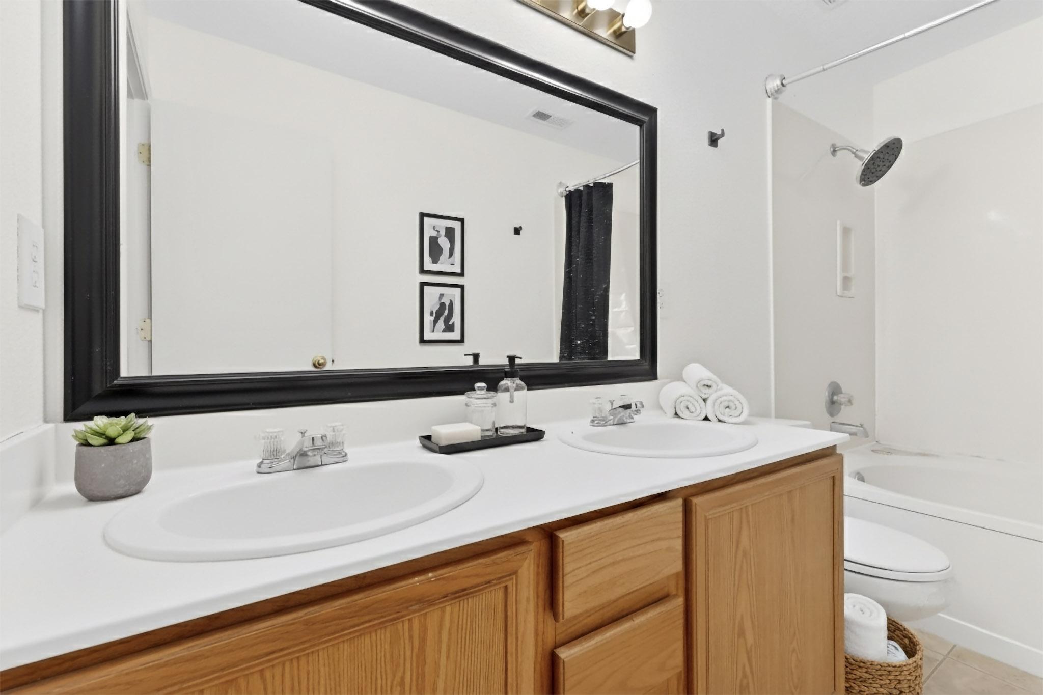 8931 Dakota Ridge Road SW