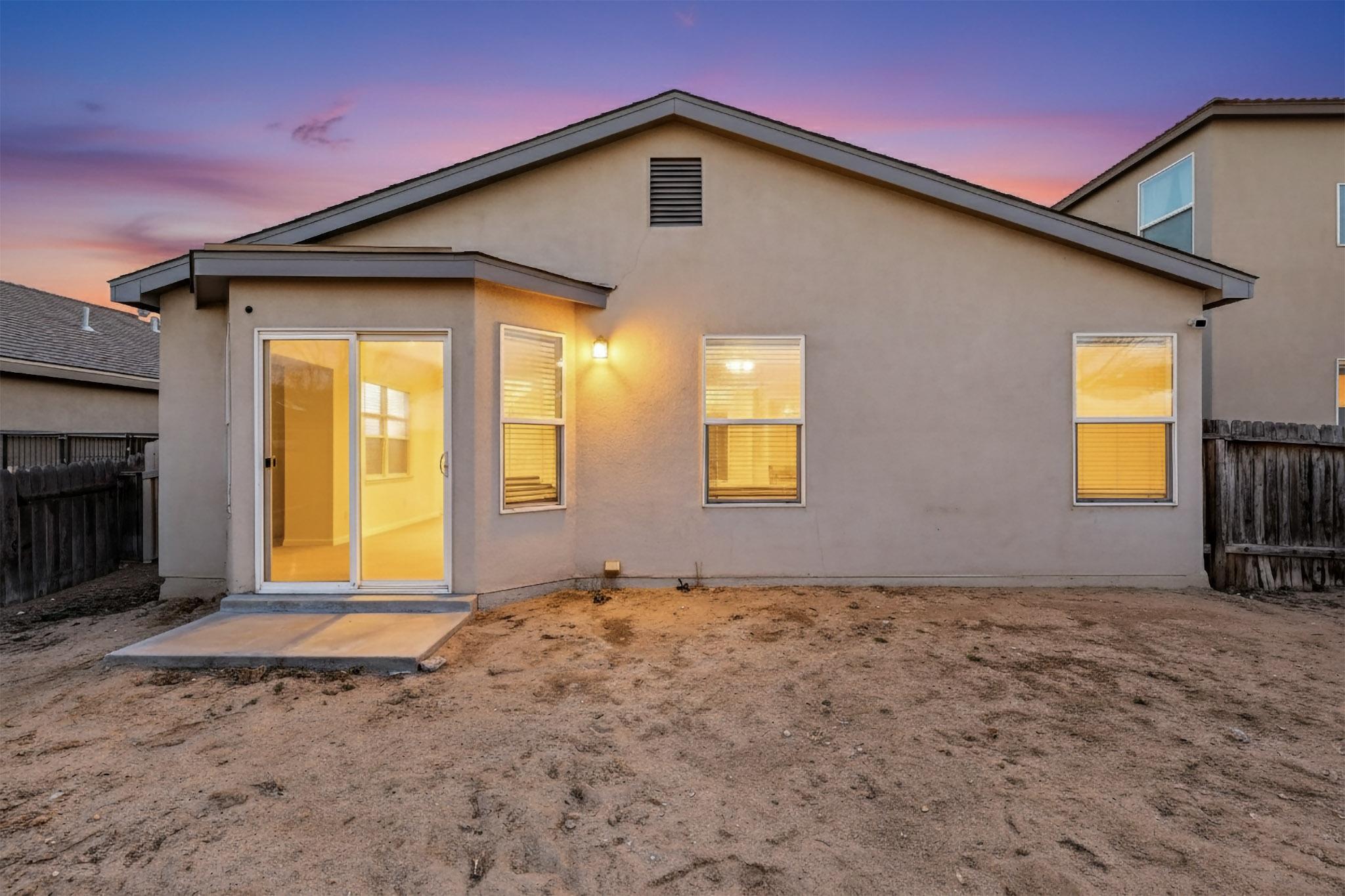 8931 Dakota Ridge Road SW