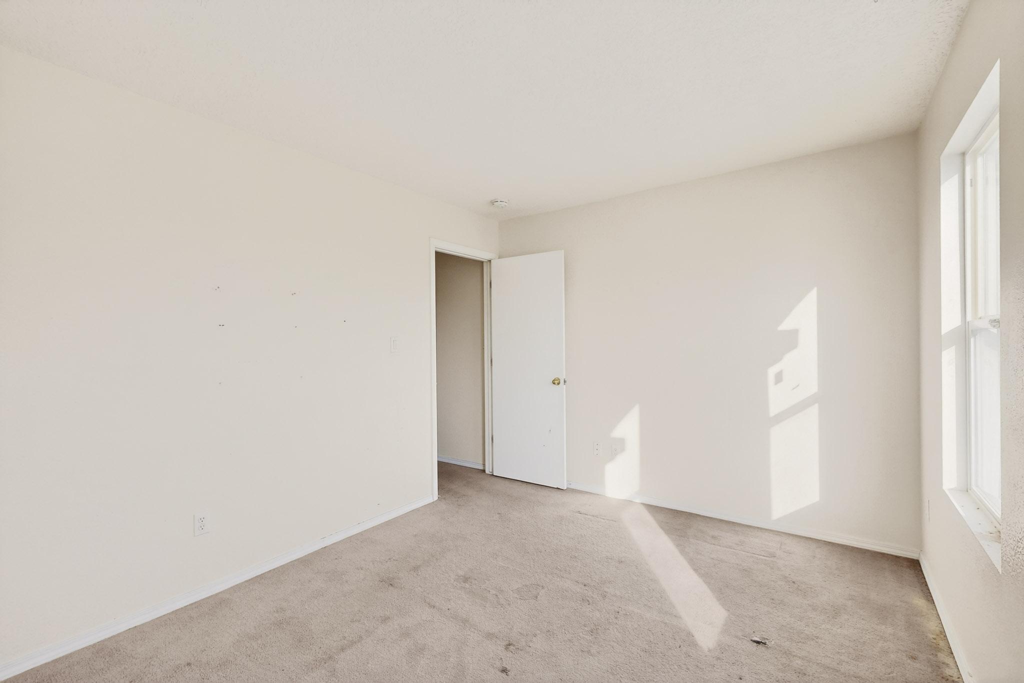 8931 Dakota Ridge Road SW