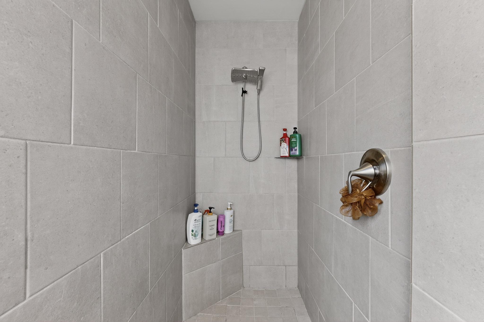 5204 Bullseye Road NE