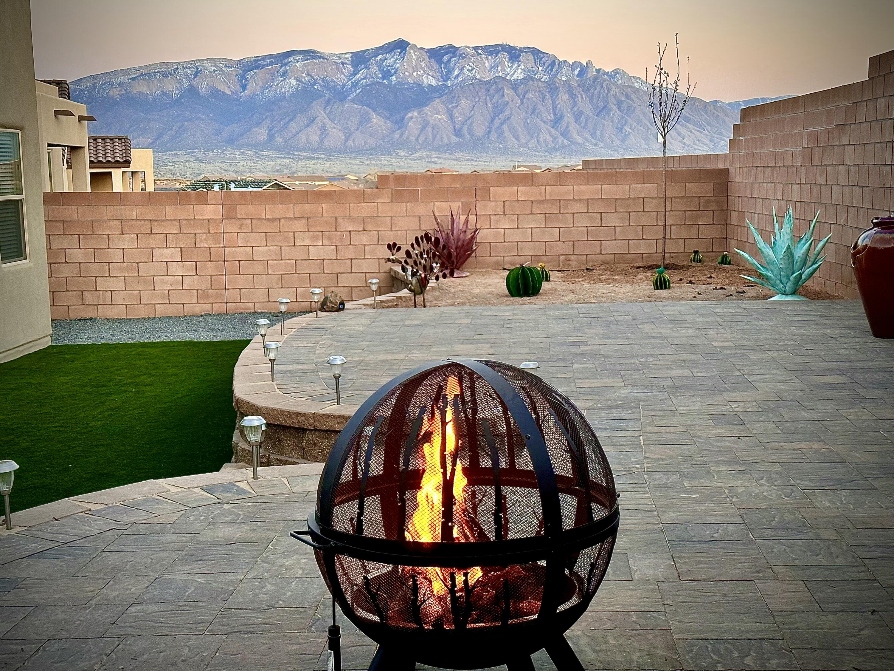 5204 Bullseye Road NE