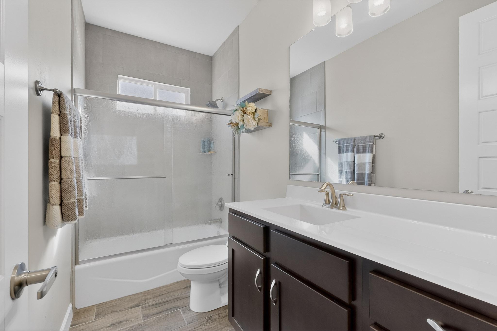 5204 Bullseye Road NE