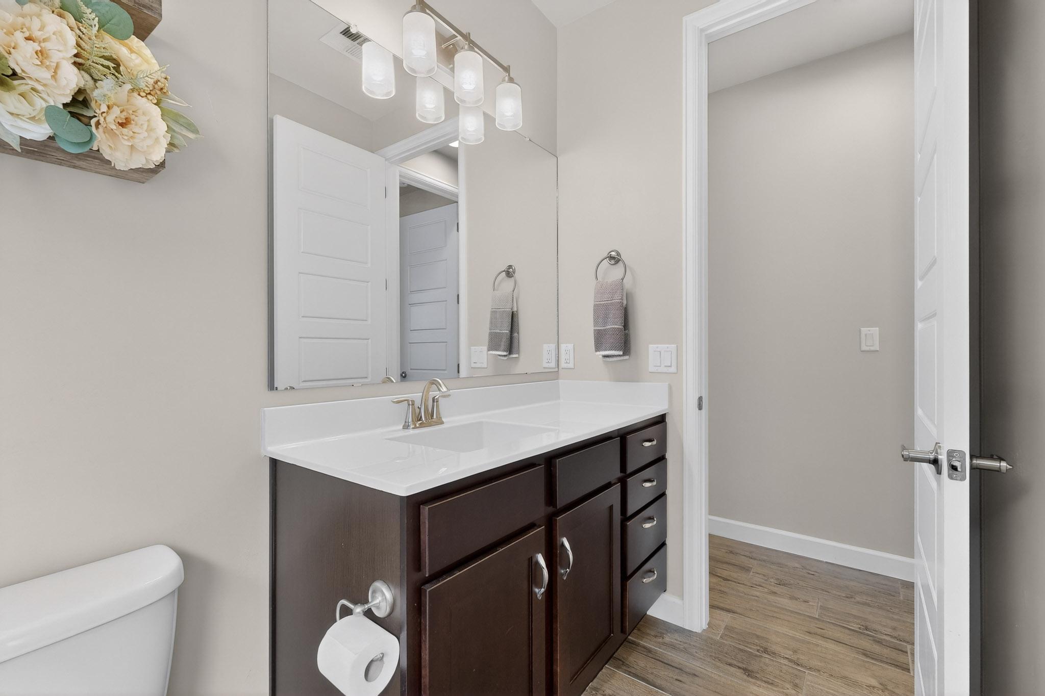 5204 Bullseye Road NE