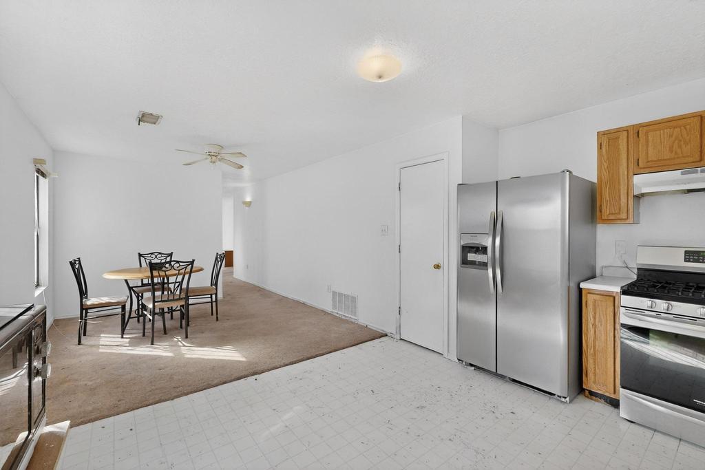 615 Parnelli Drive SW