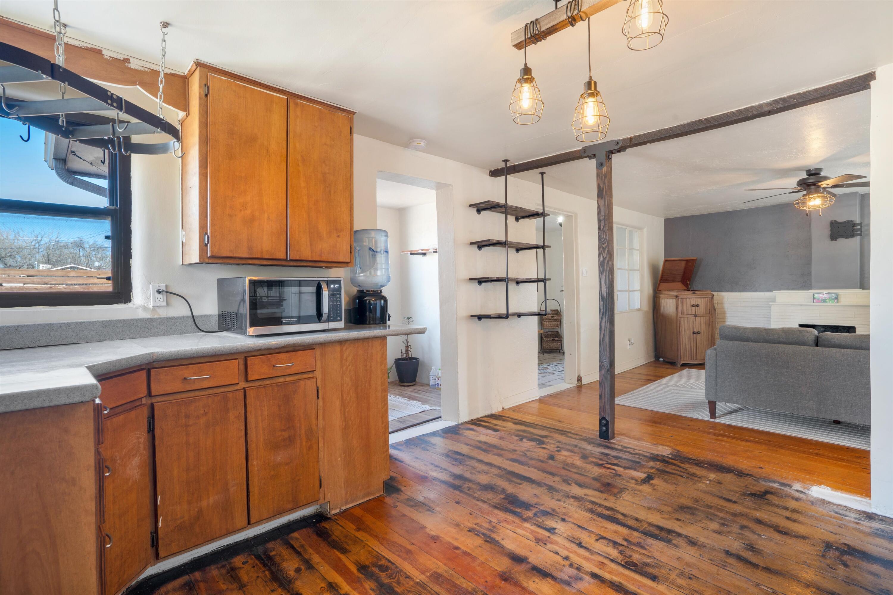 220 San Andres Avenue NW