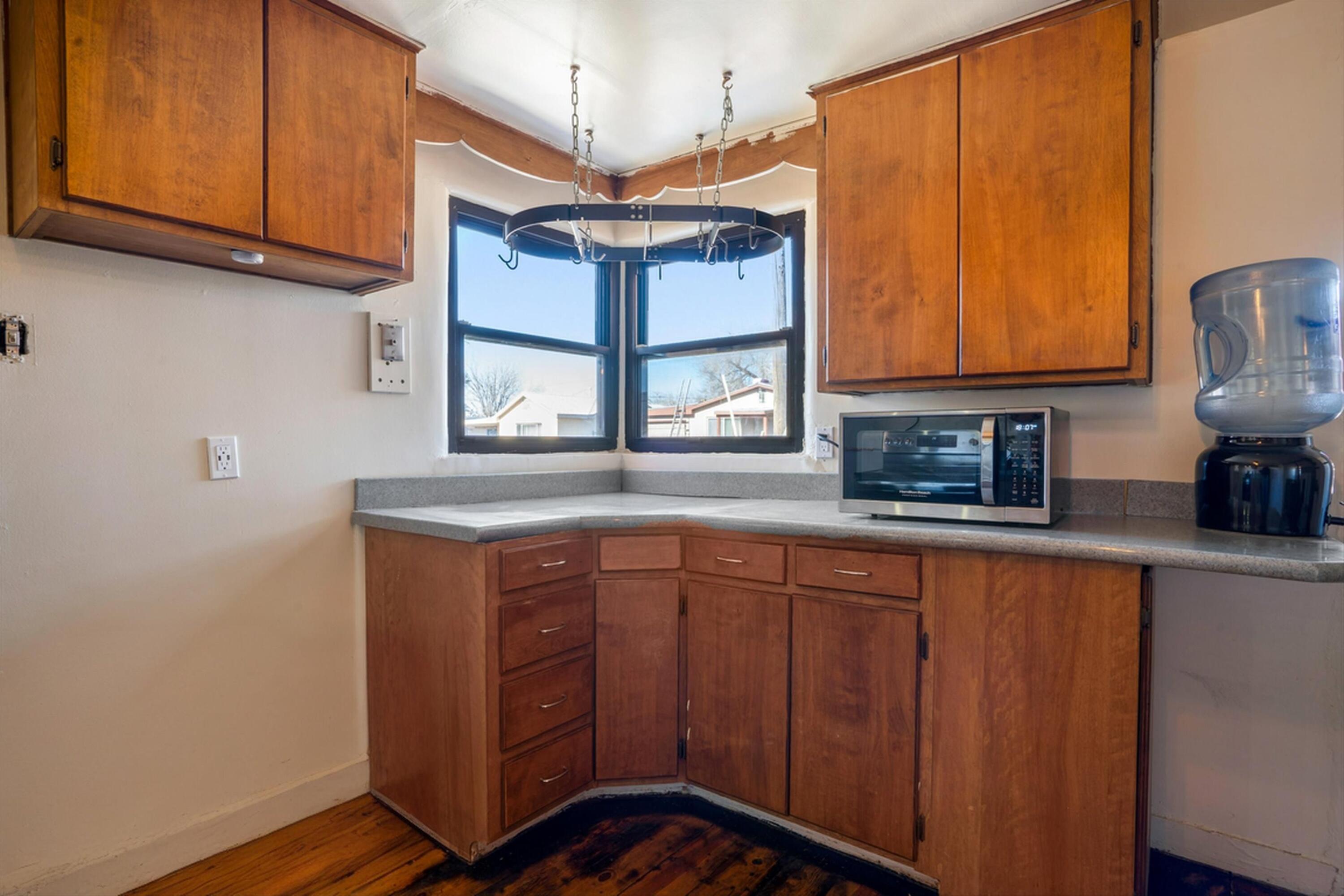 220 San Andres Avenue NW