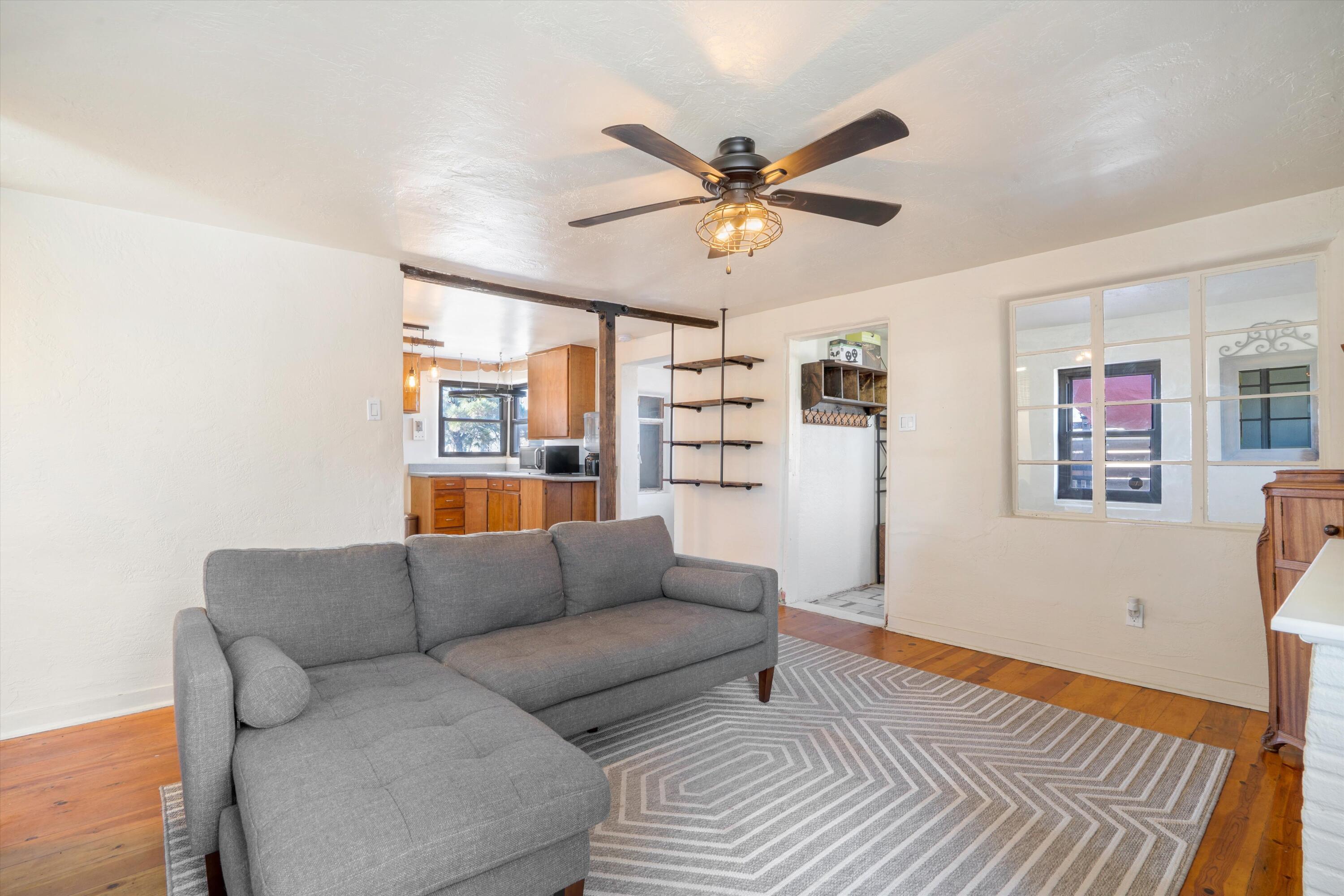 220 San Andres Avenue NW