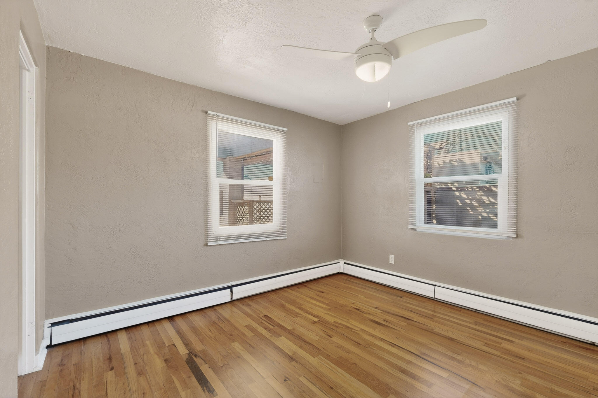 202 Placitas Road NE