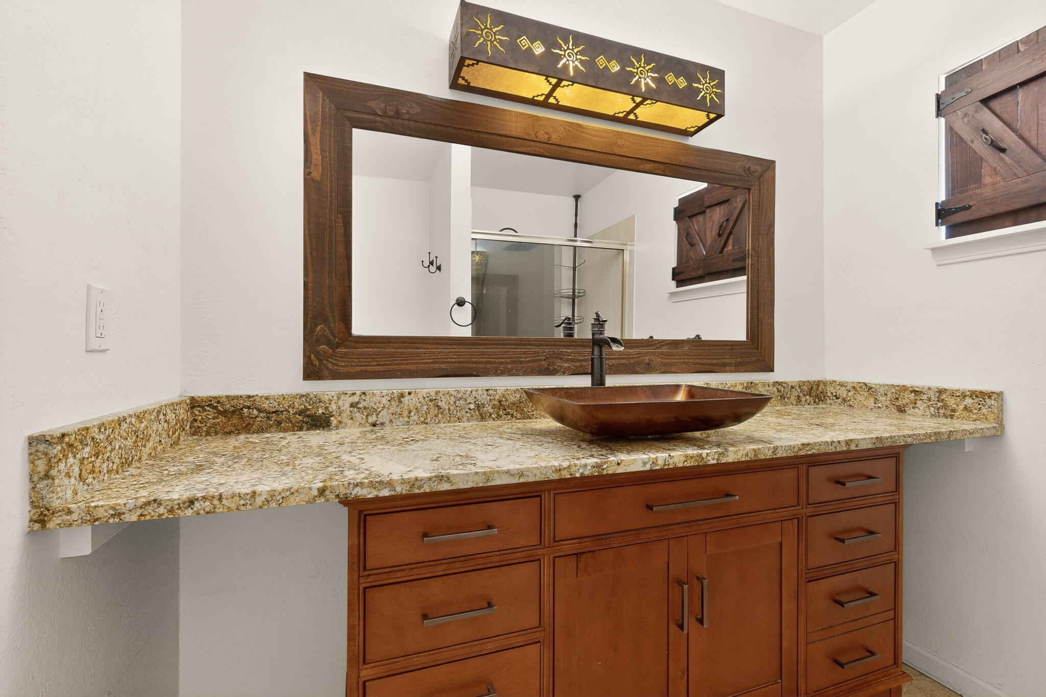 202 Placitas Road NE