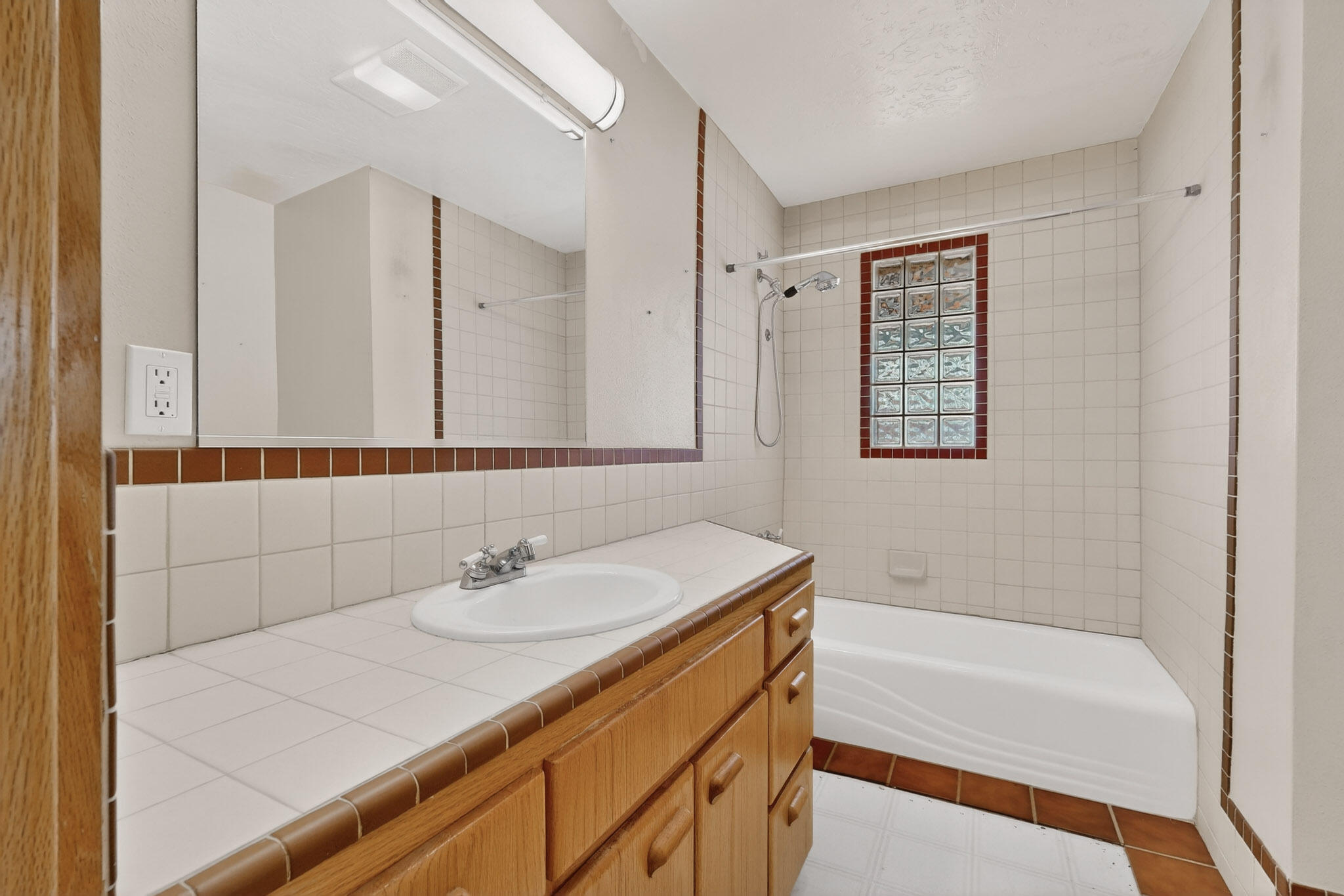 202 Placitas Road NE