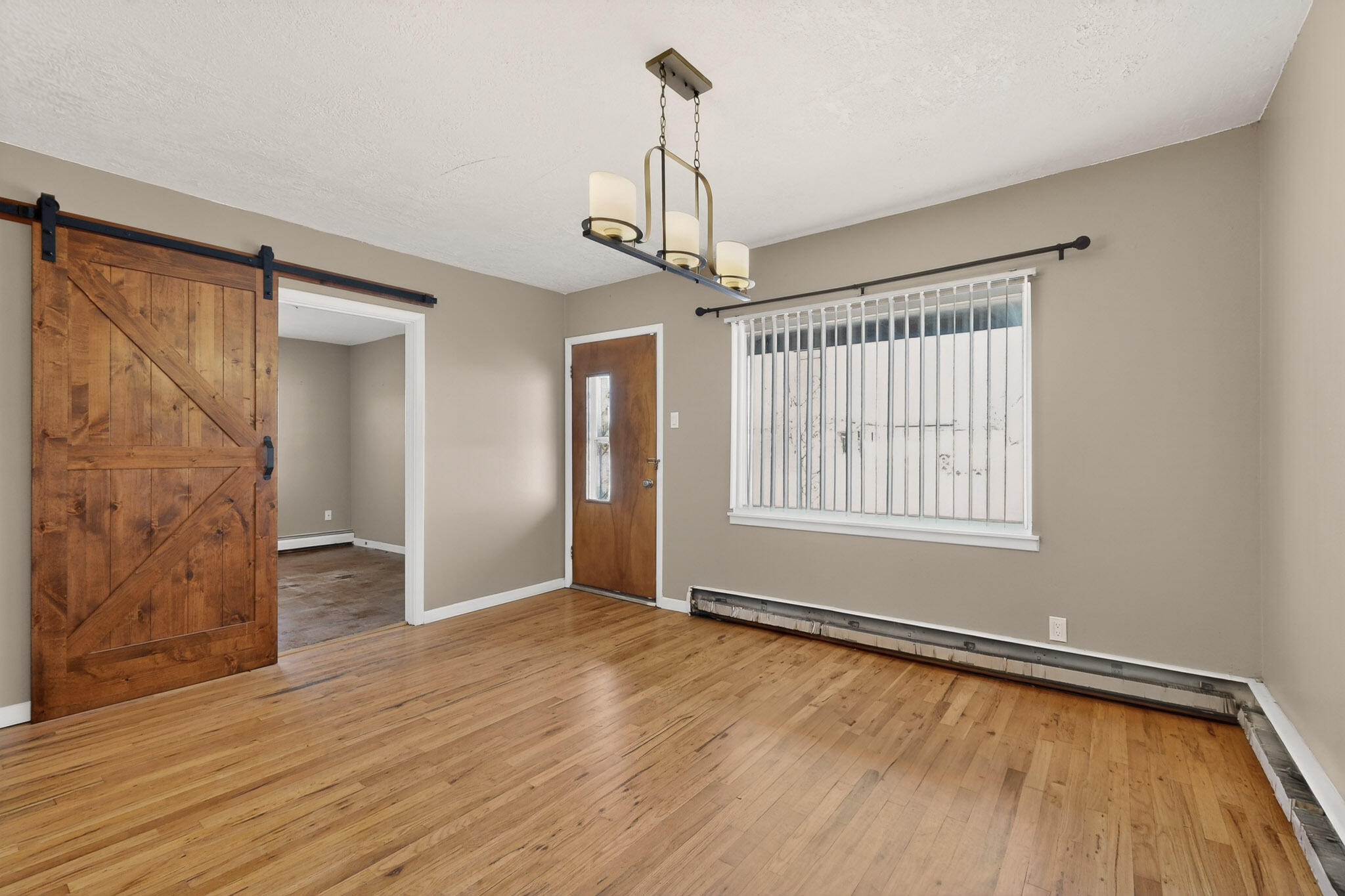 202 Placitas Road NE