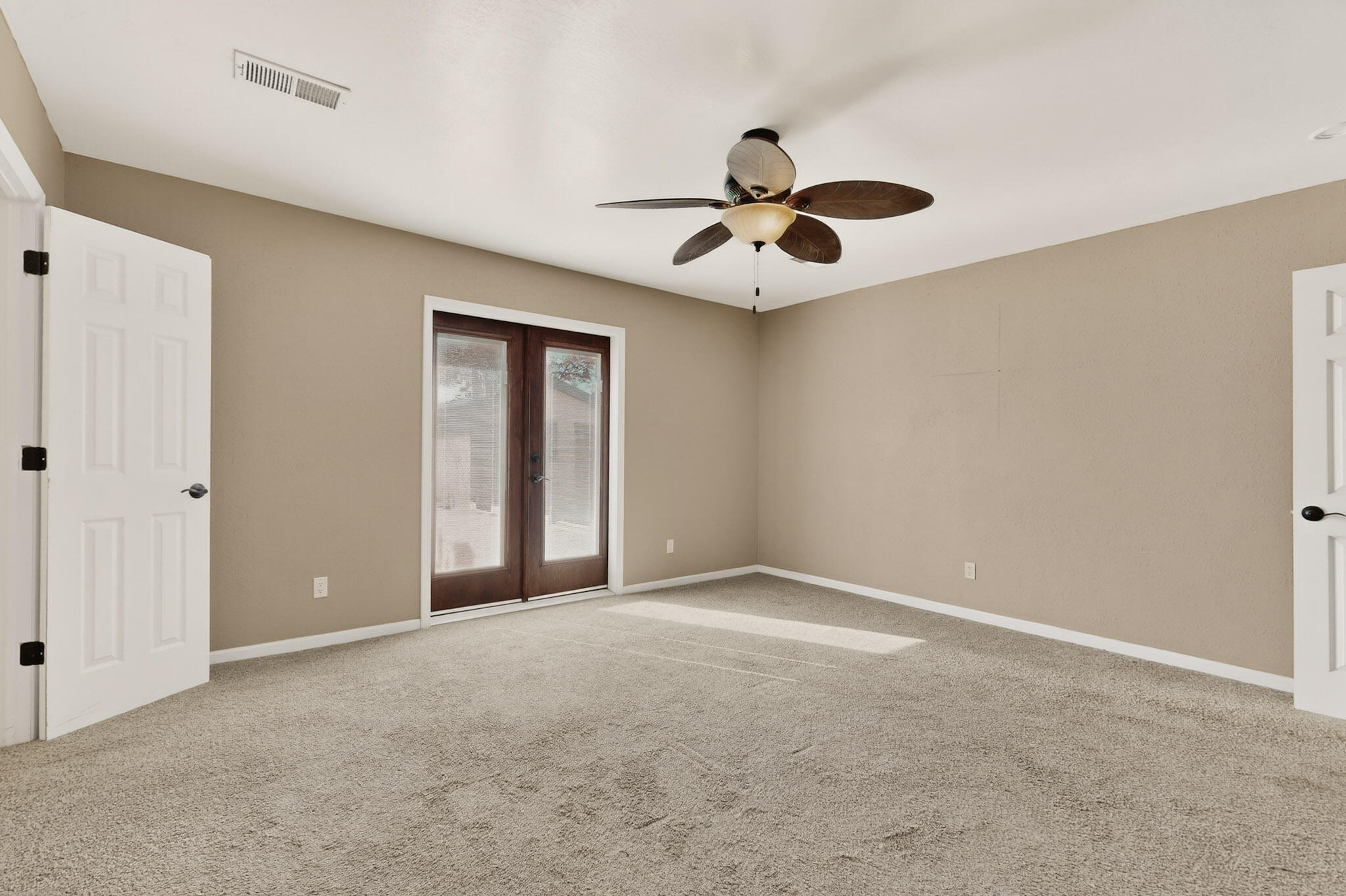 202 Placitas Road NE