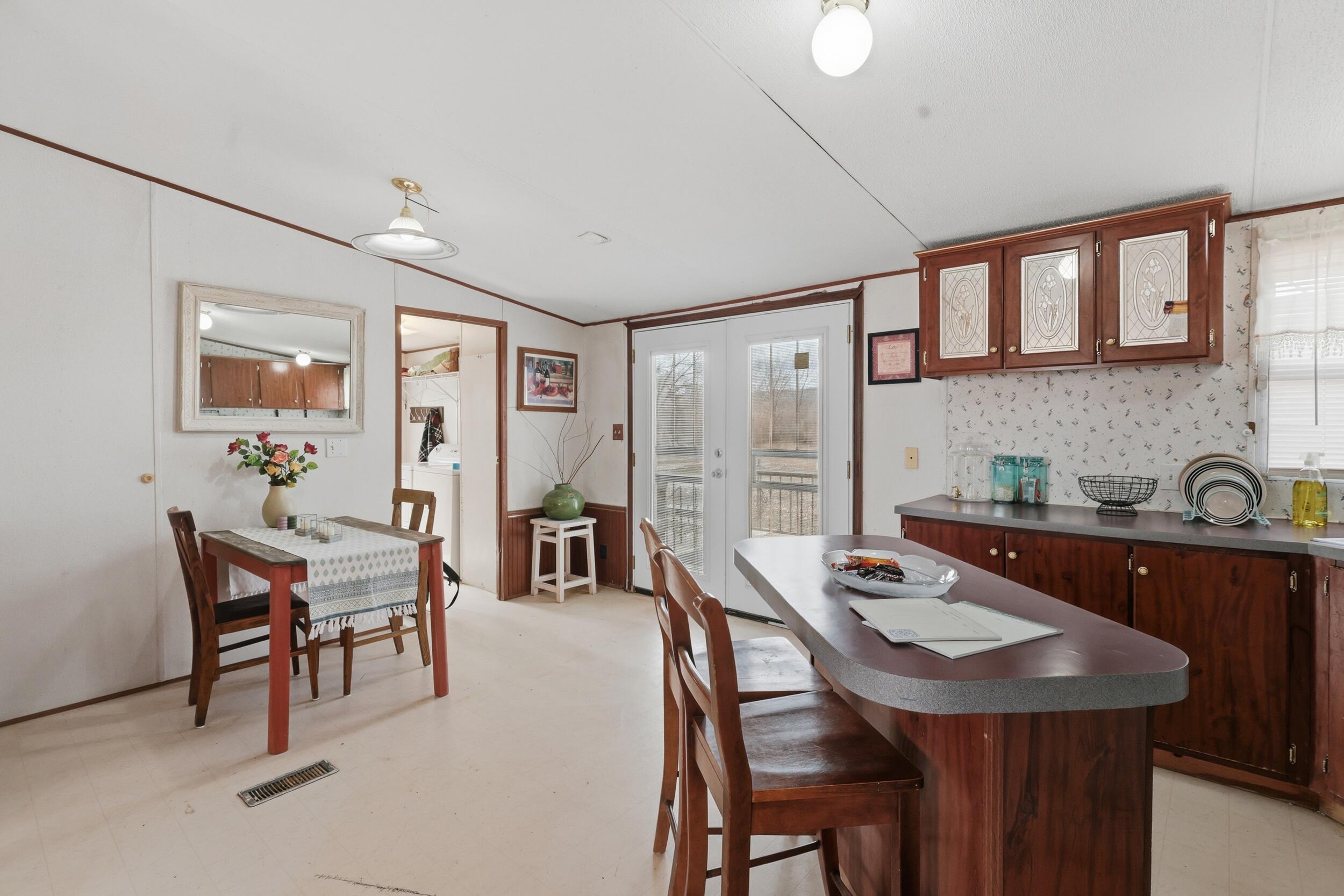 1178 Highway 116