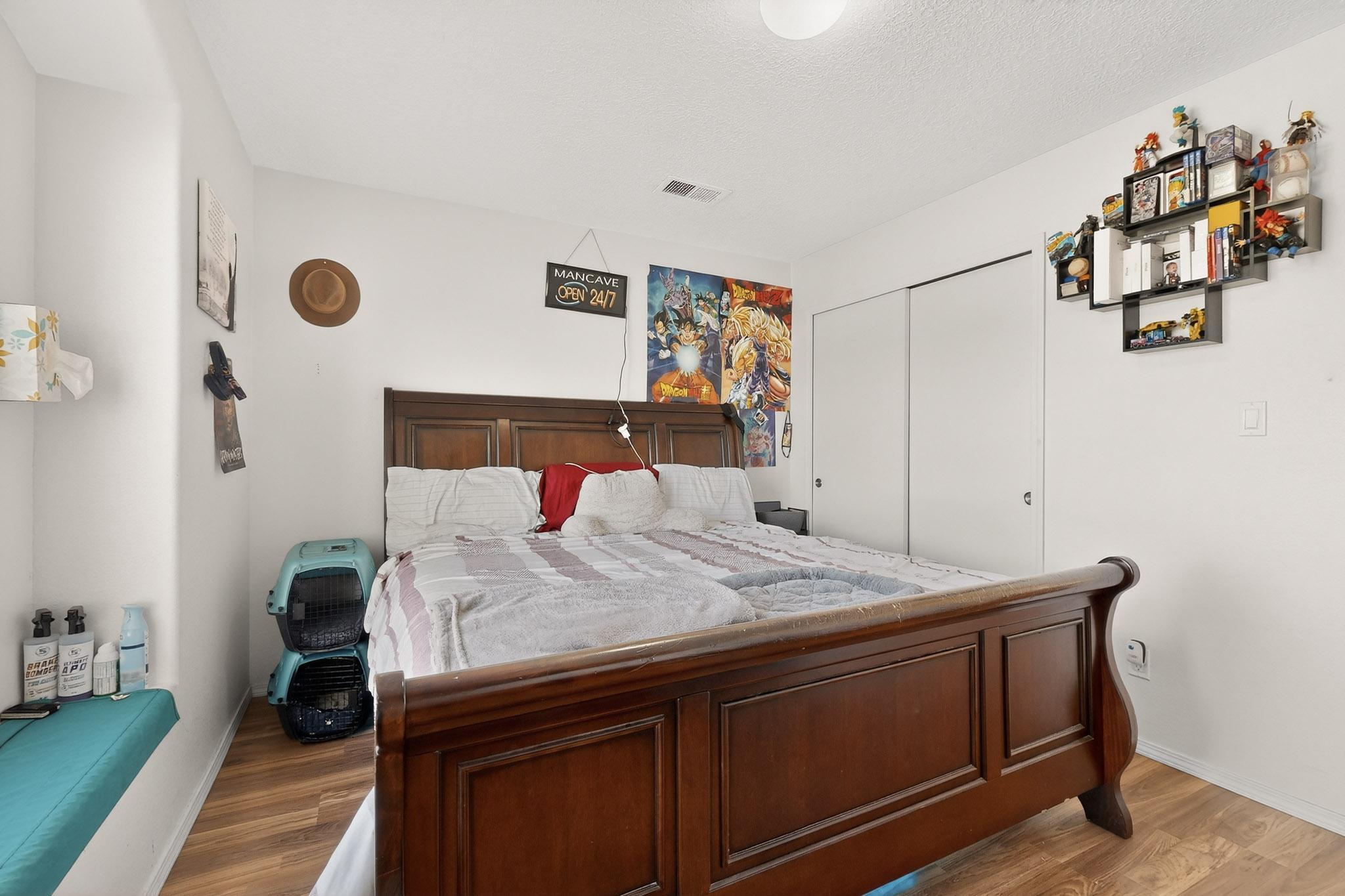 103 Oakwood Court SW