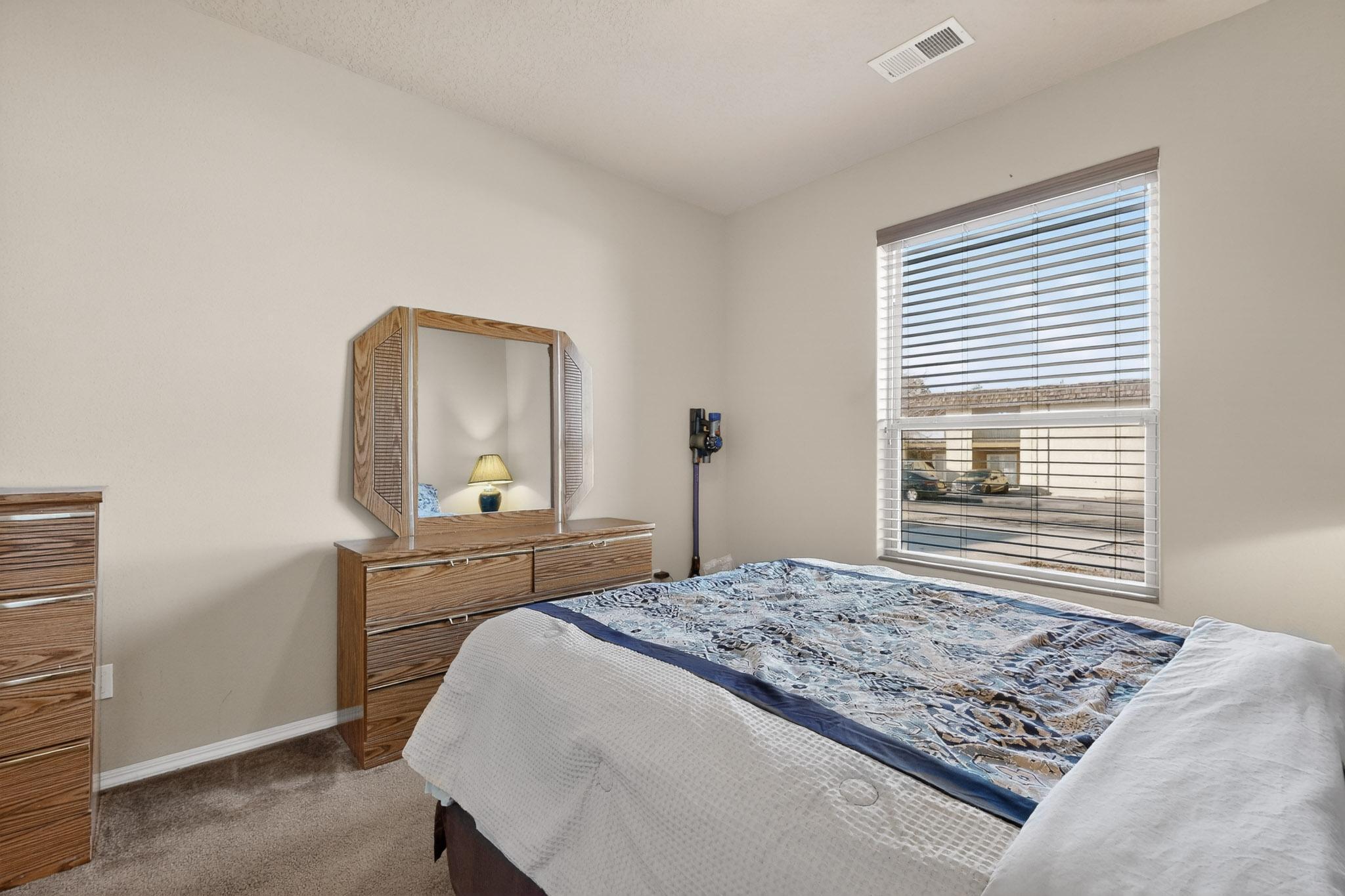 920 Sellers Drive NE