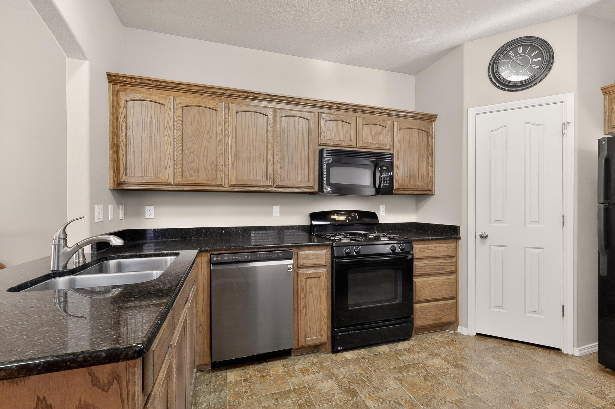 920 Sellers Drive NE