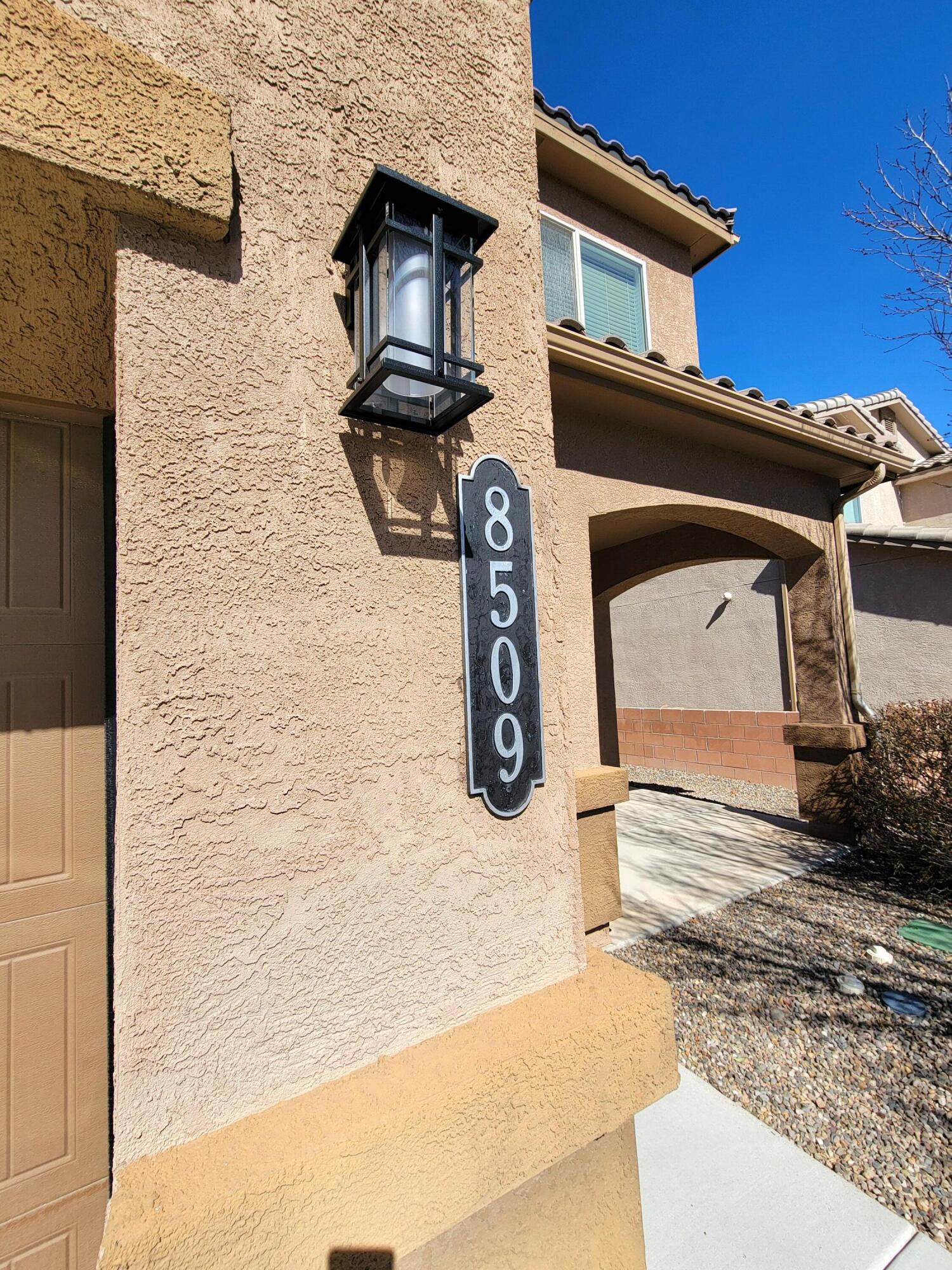 8509 Mock Heather Road NW