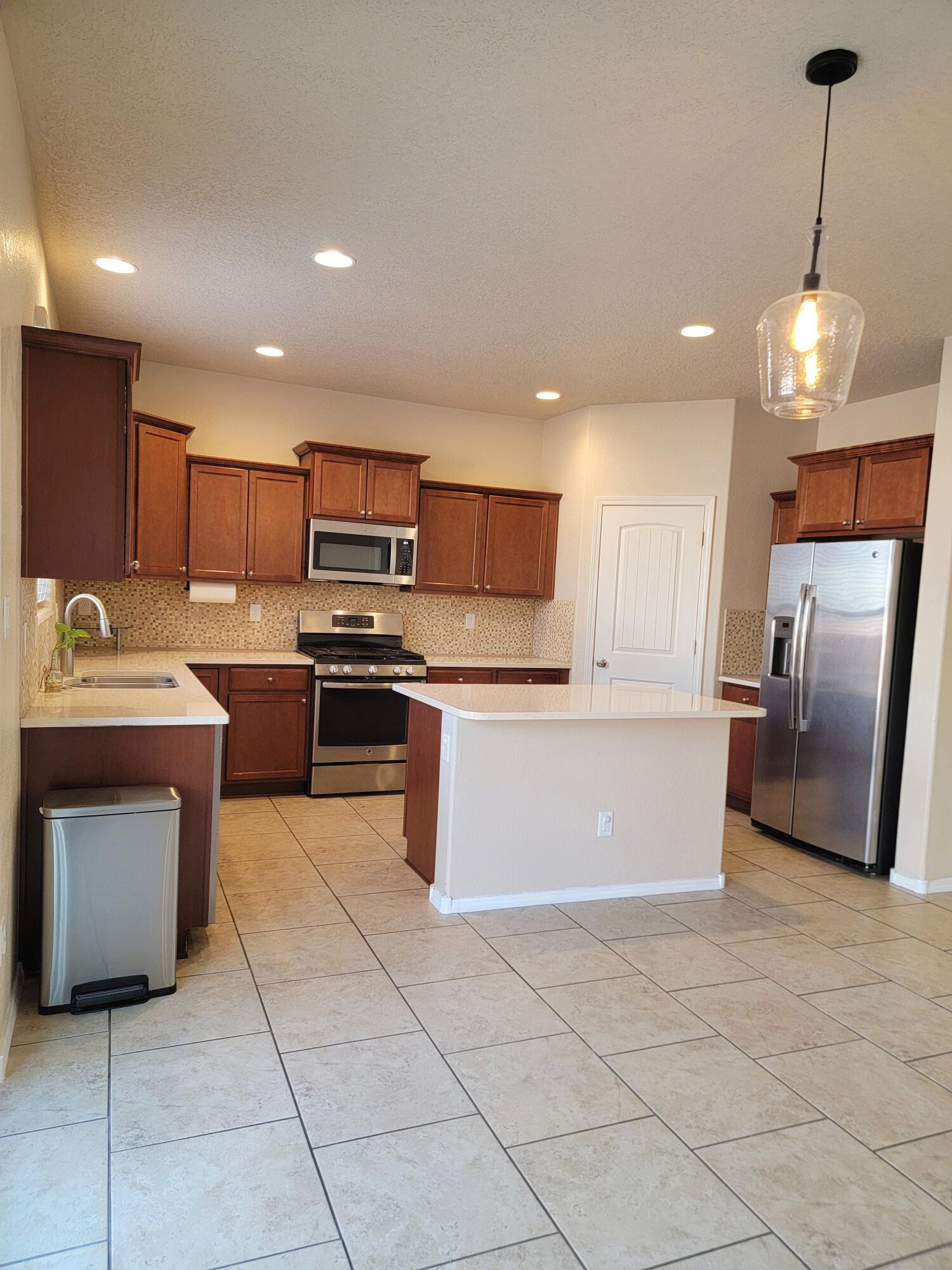 8509 Mock Heather Road NW