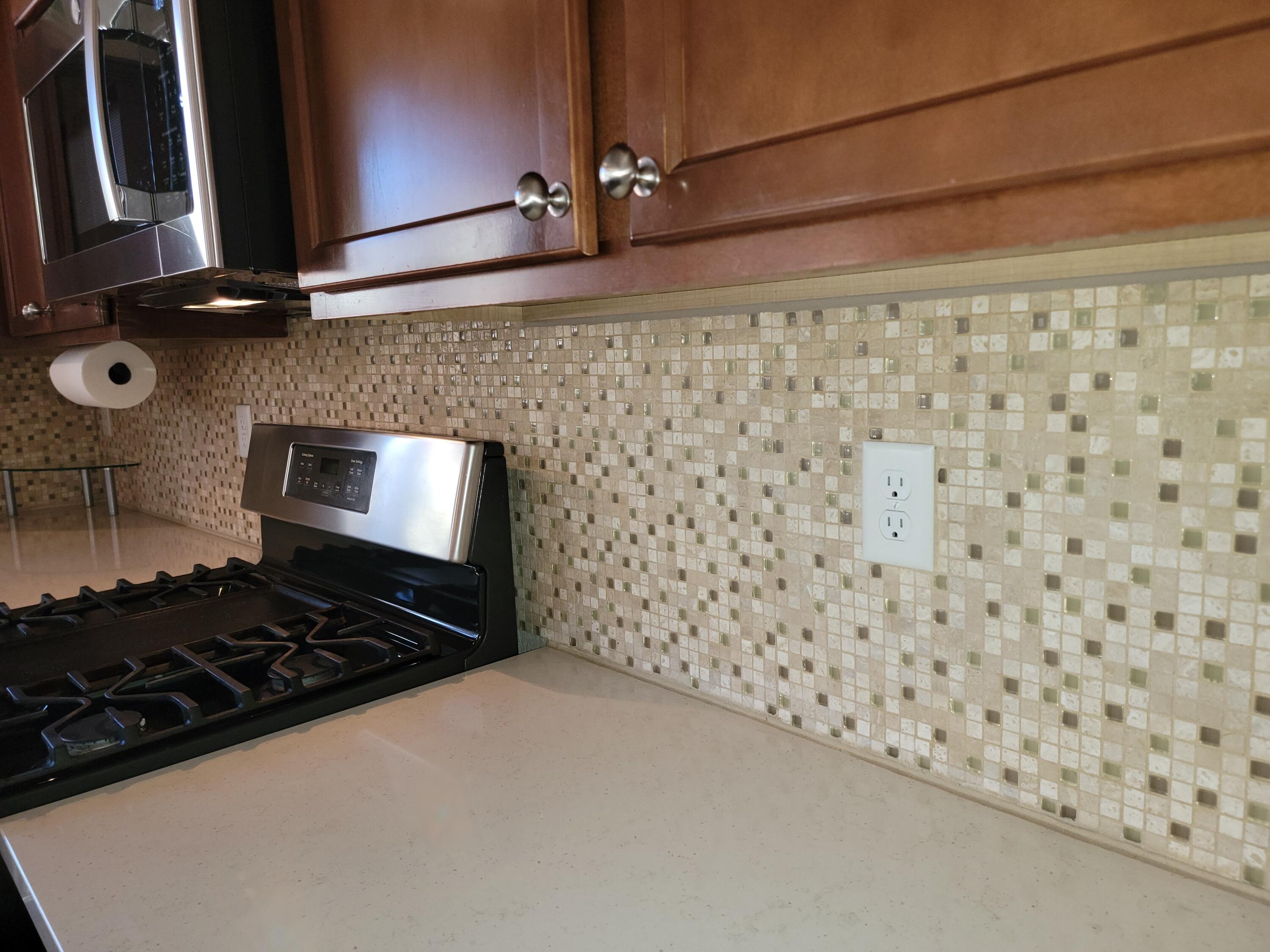 8509 Mock Heather Road NW