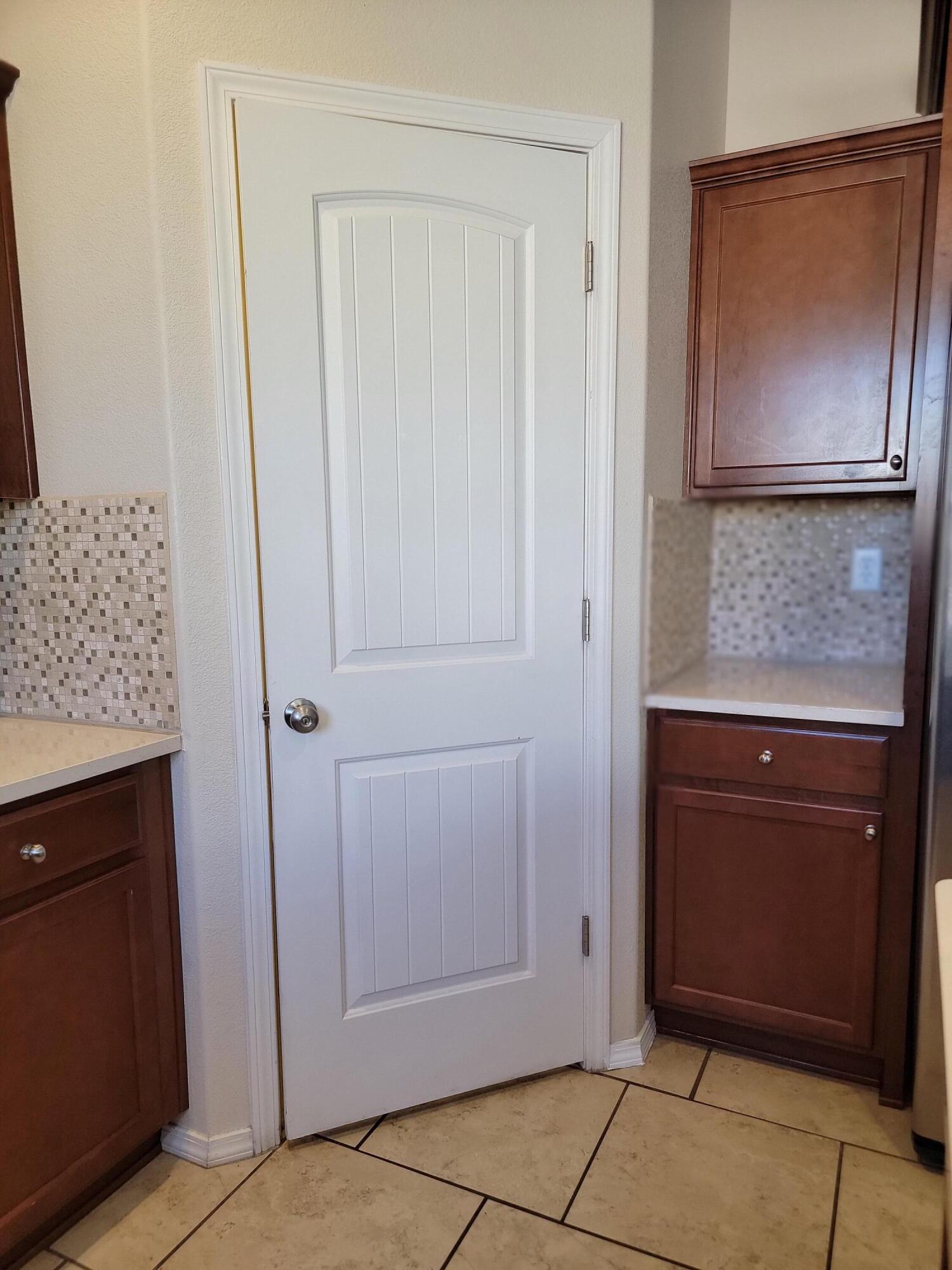 8509 Mock Heather Road NW