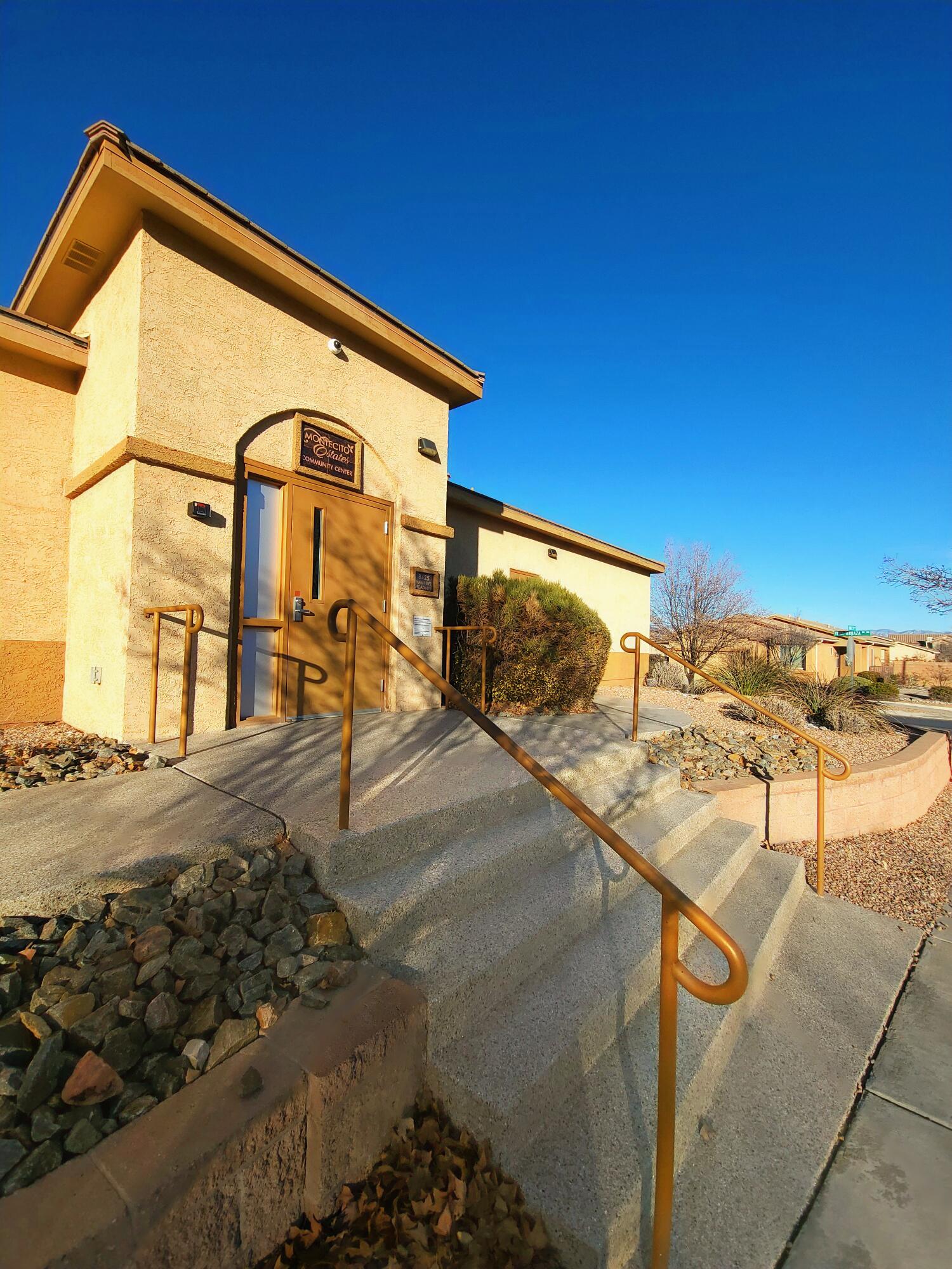 8509 Mock Heather Road NW