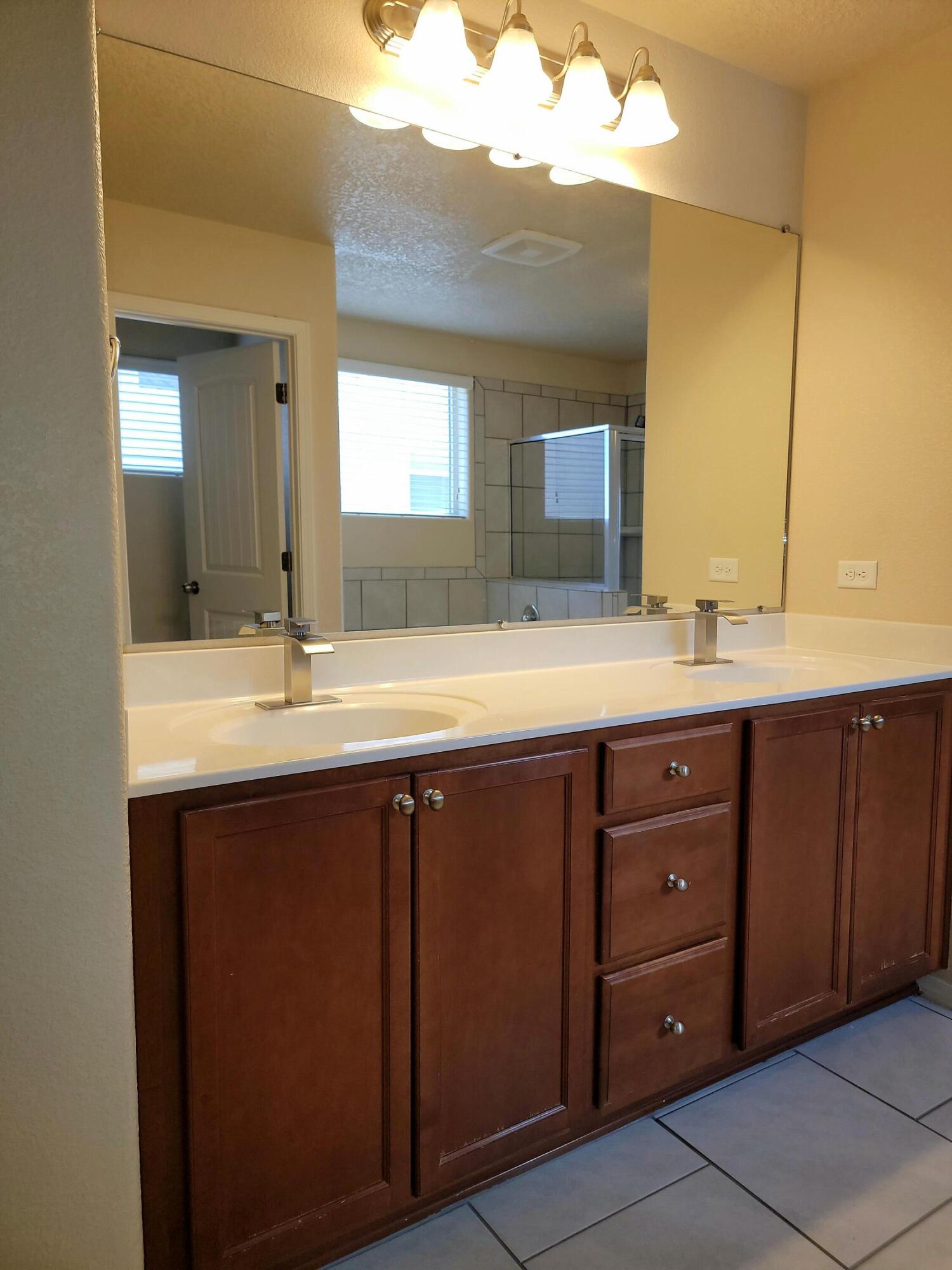 8509 Mock Heather Road NW