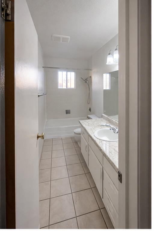 4017 Thaxton Avenue SE