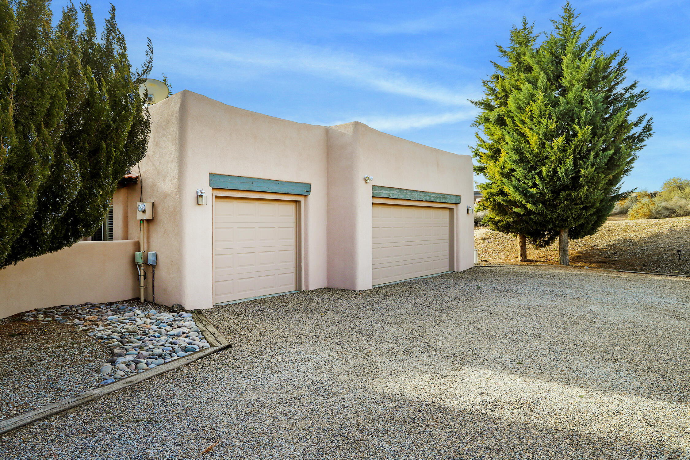 179 Tierra Encantada