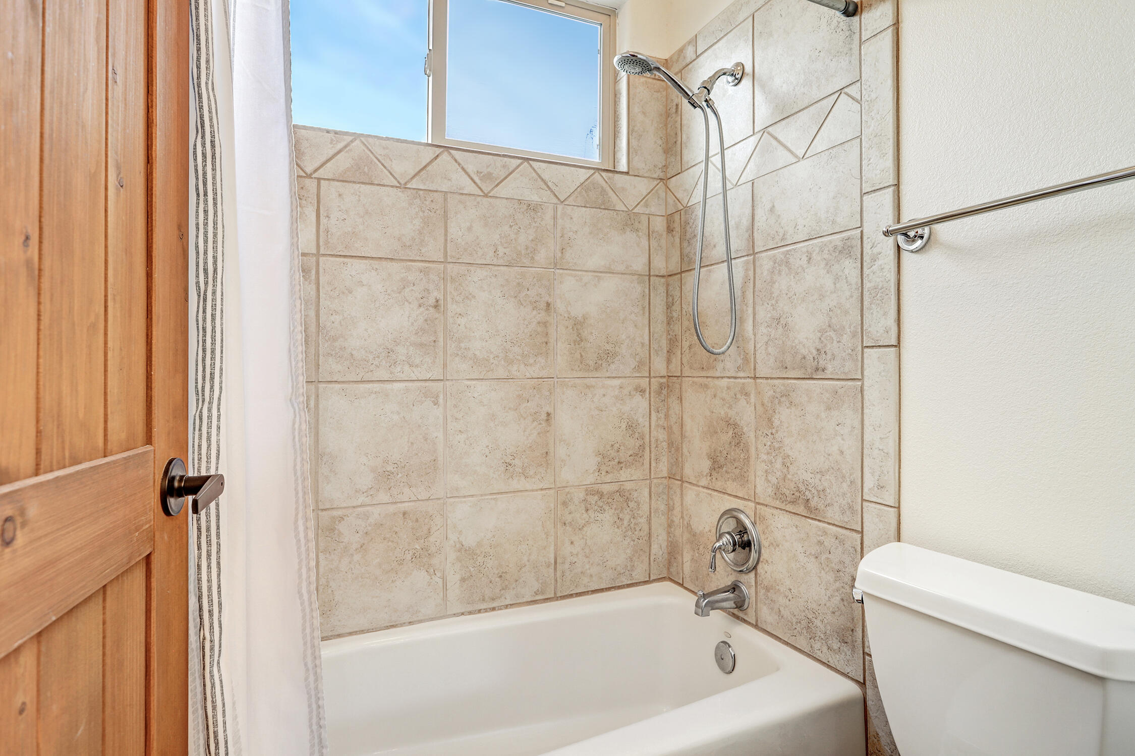 179 Tierra Encantada