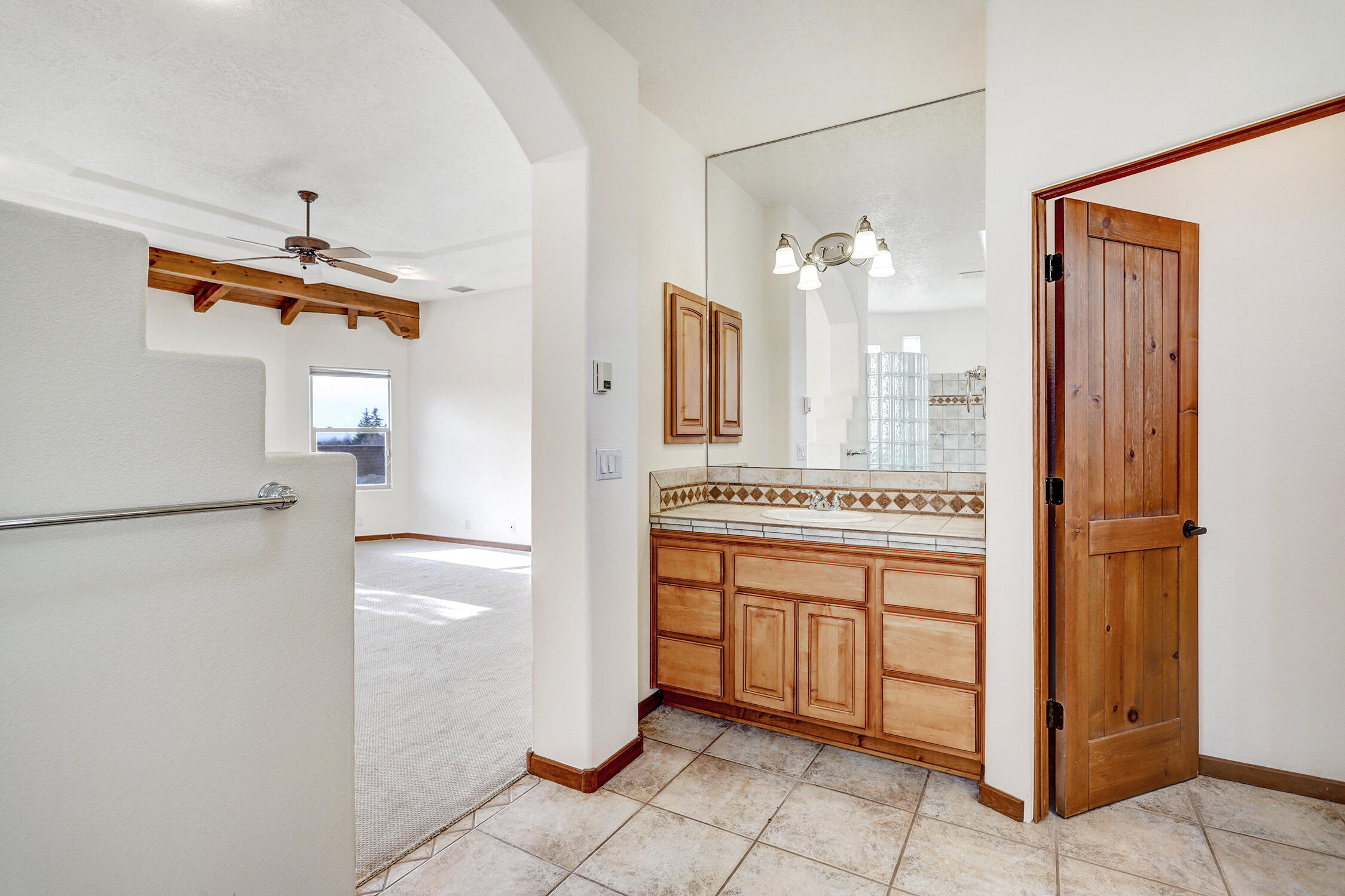 179 Tierra Encantada