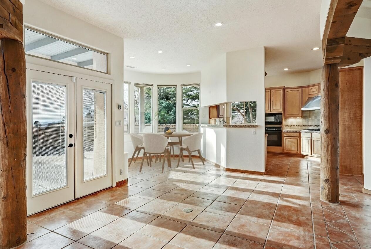 179 Tierra Encantada