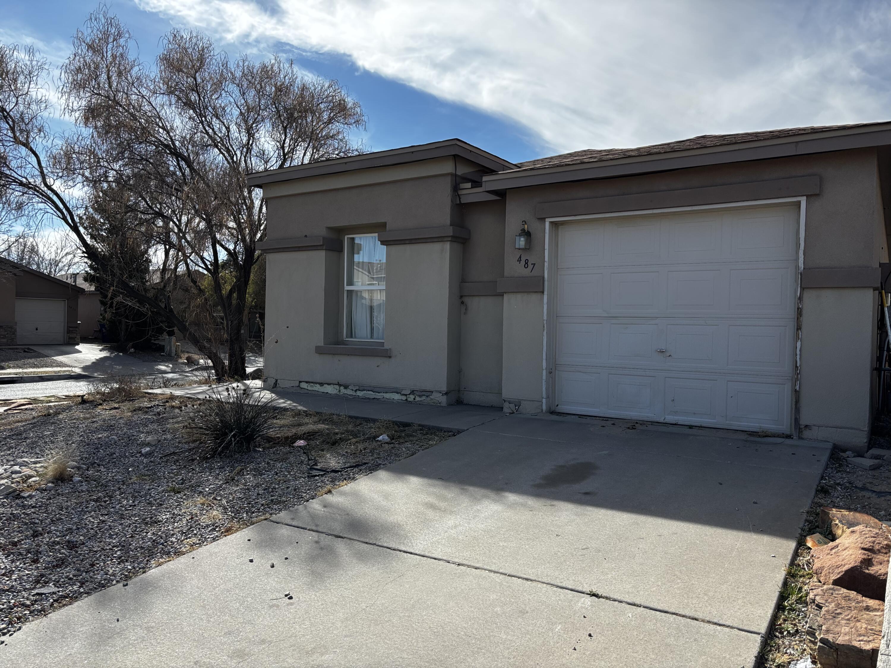 487 Treasure Stone Drive SW