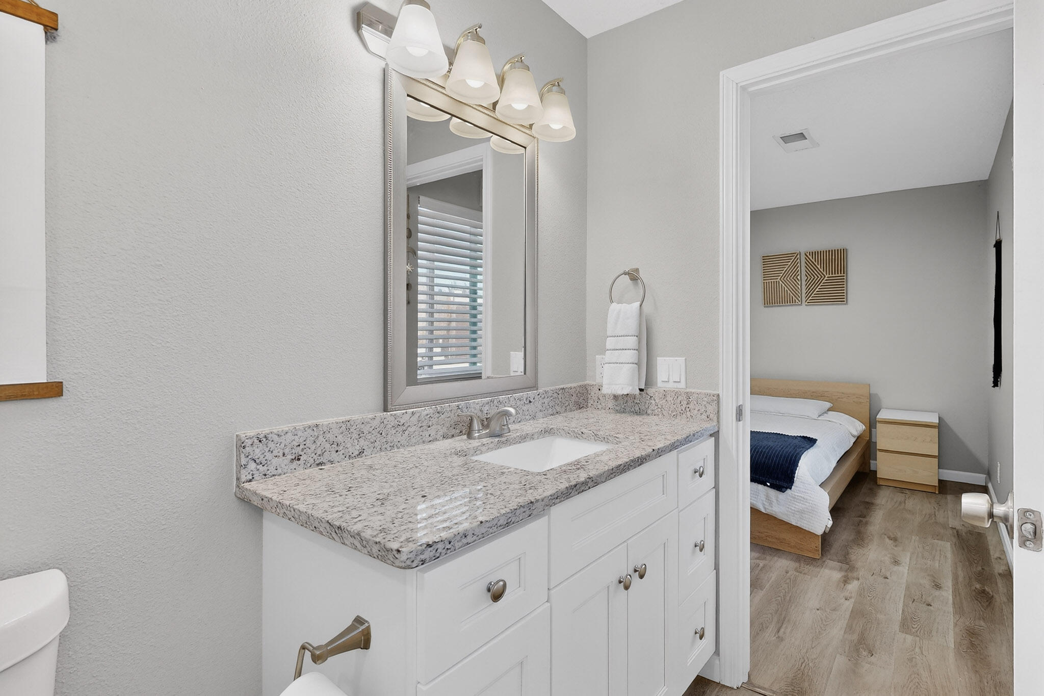 533 Cimarron Meadows Drive NE