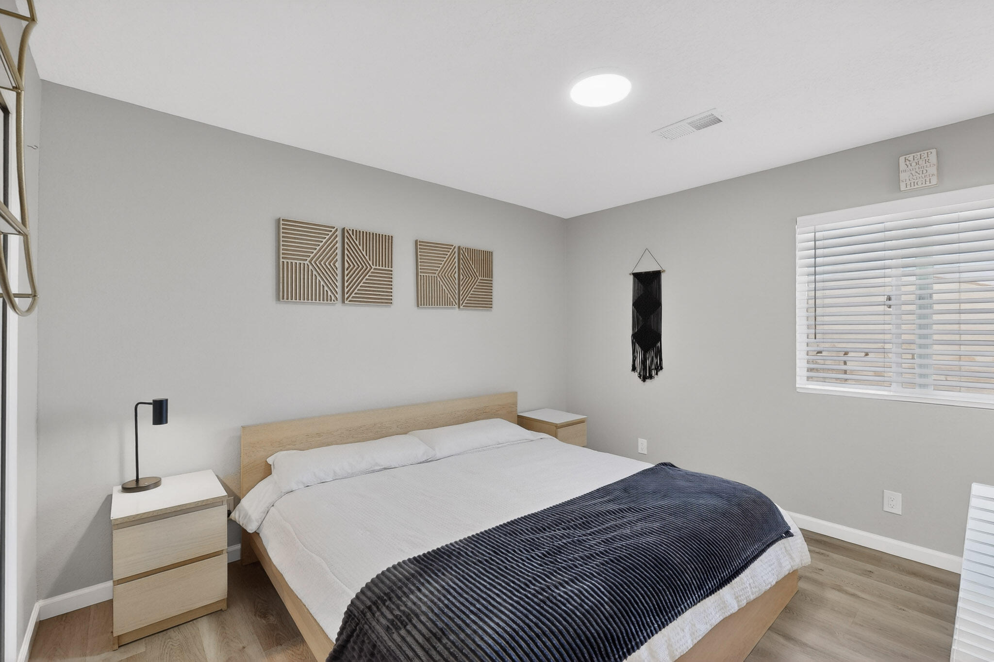 533 Cimarron Meadows Drive NE