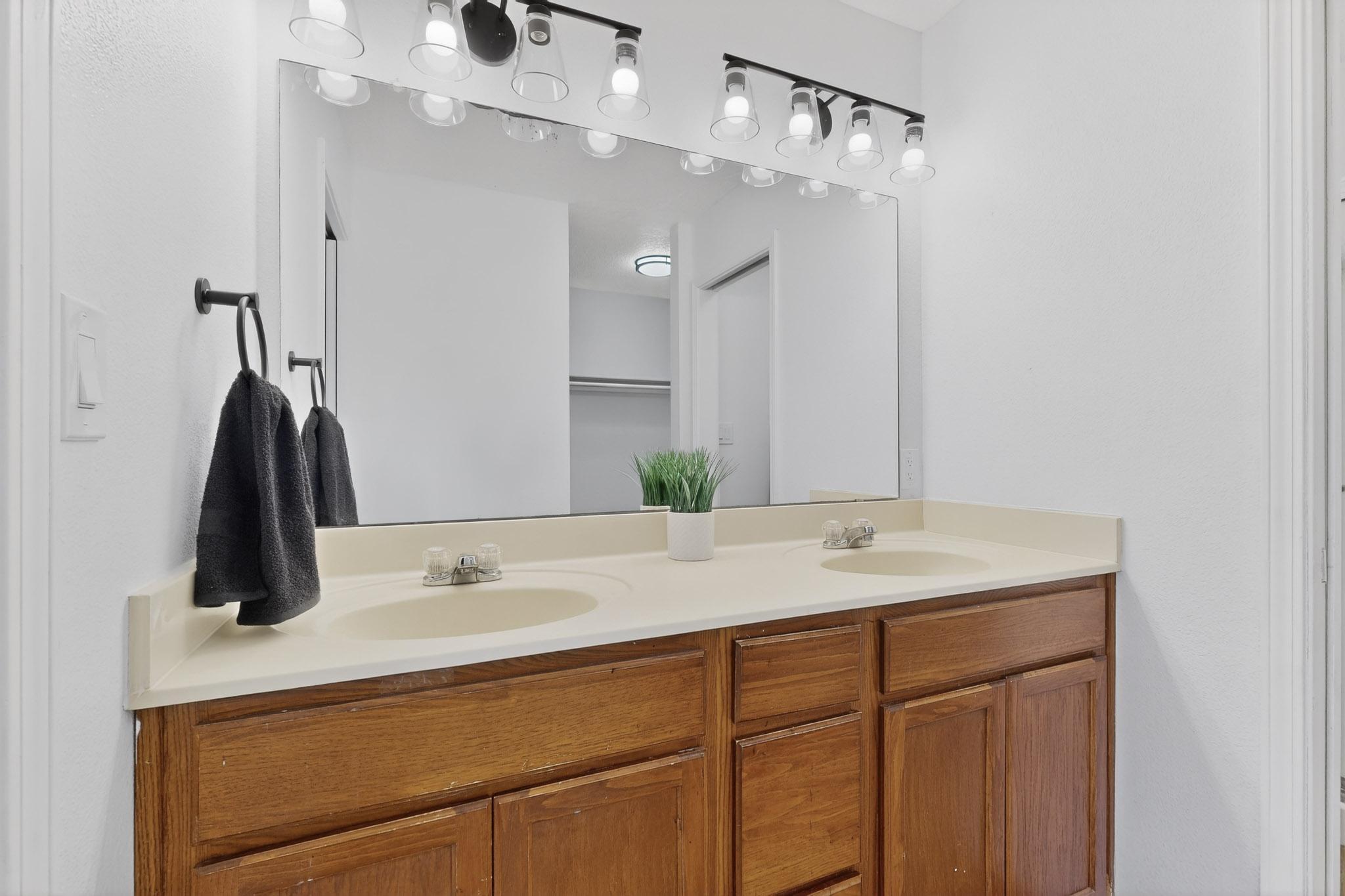 5020 Sala De Tomas Drive NW