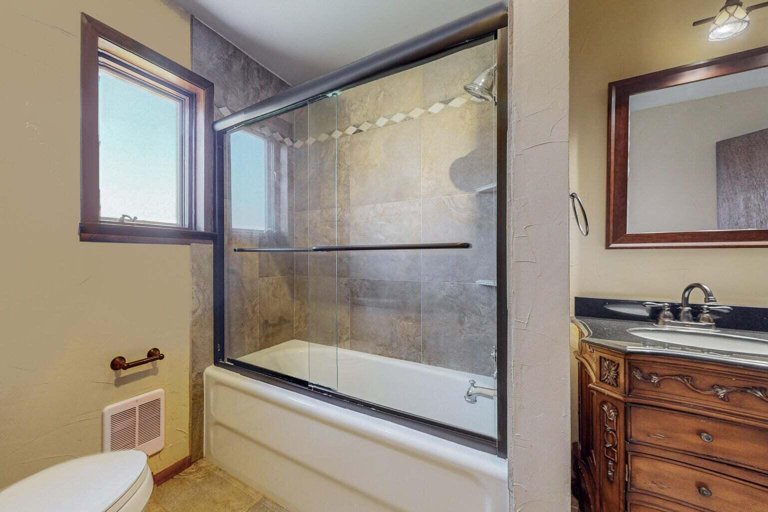 501 Calle Del La Angel