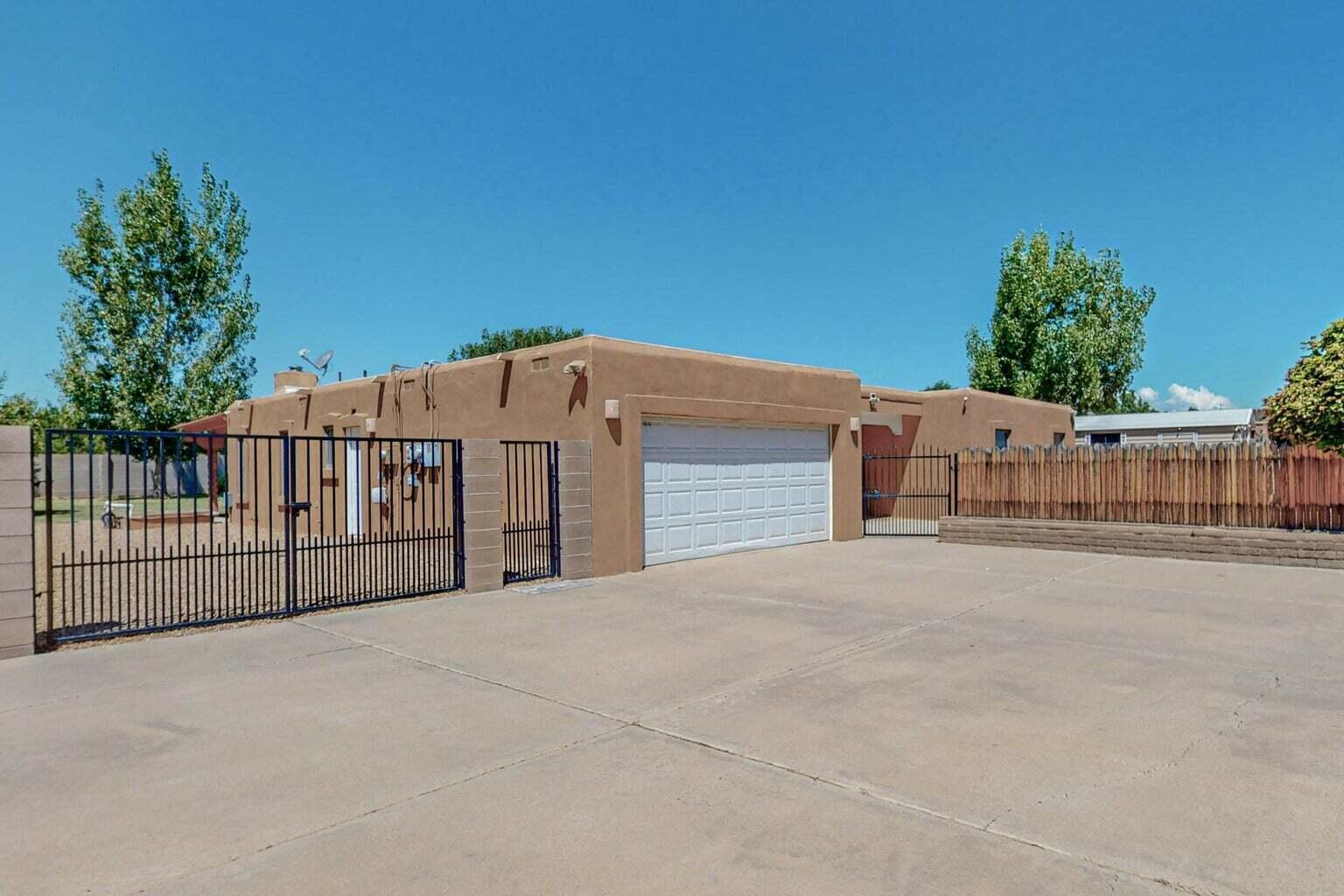 501 Calle Del La Angel